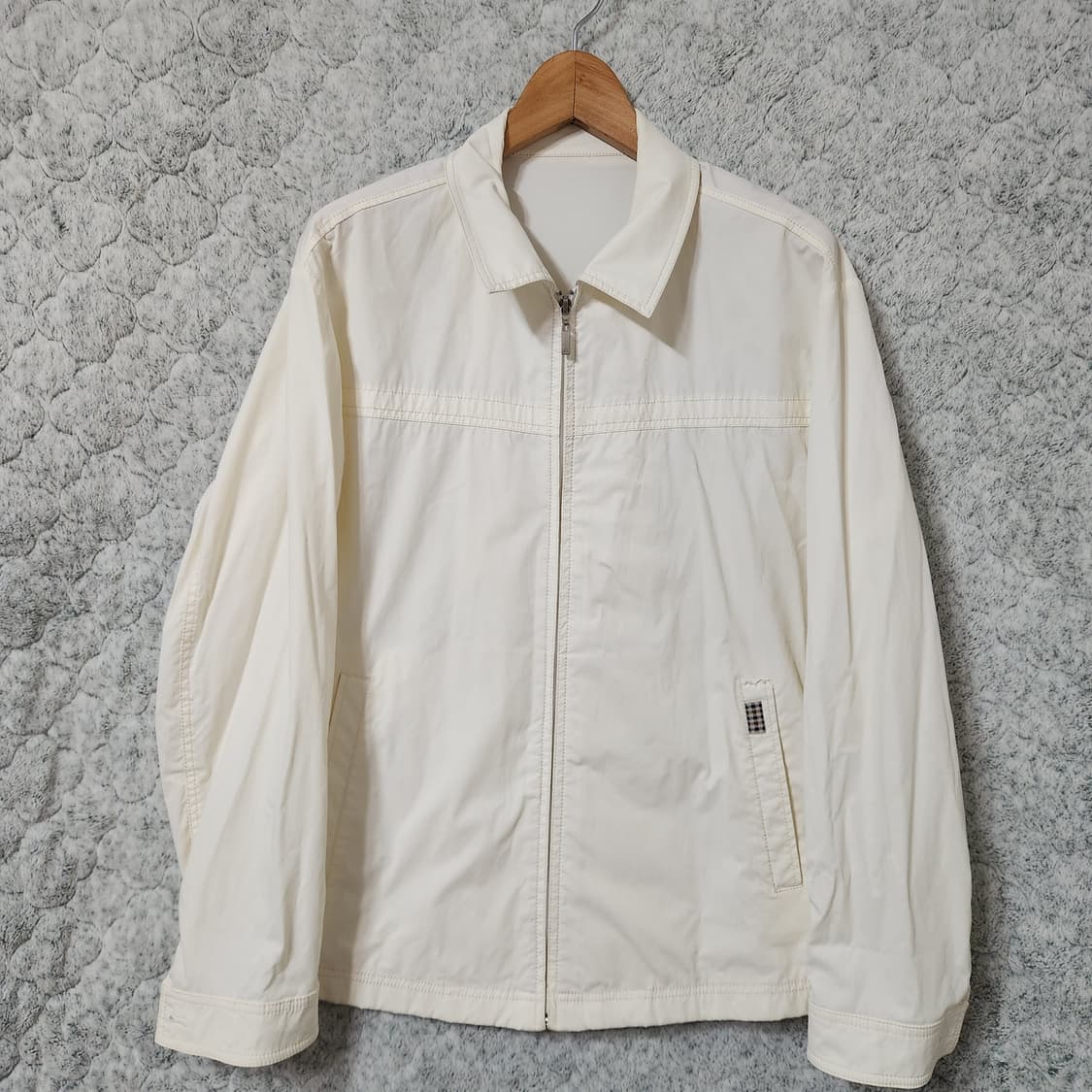 H376 [105] 아쿠아스큐텀 골프 UK 바람막이 점퍼
 상품이미지1