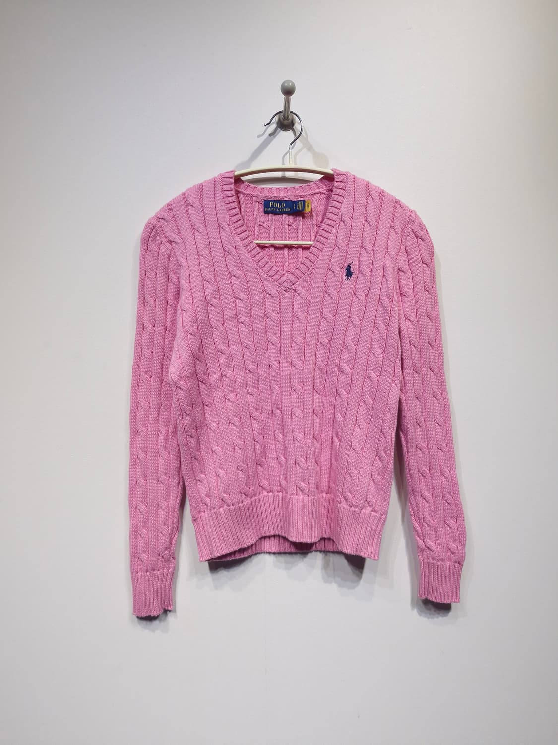 [신형QR]폴로랄프로렌 케이블 브이넥 니트 핑크 상품이미지1