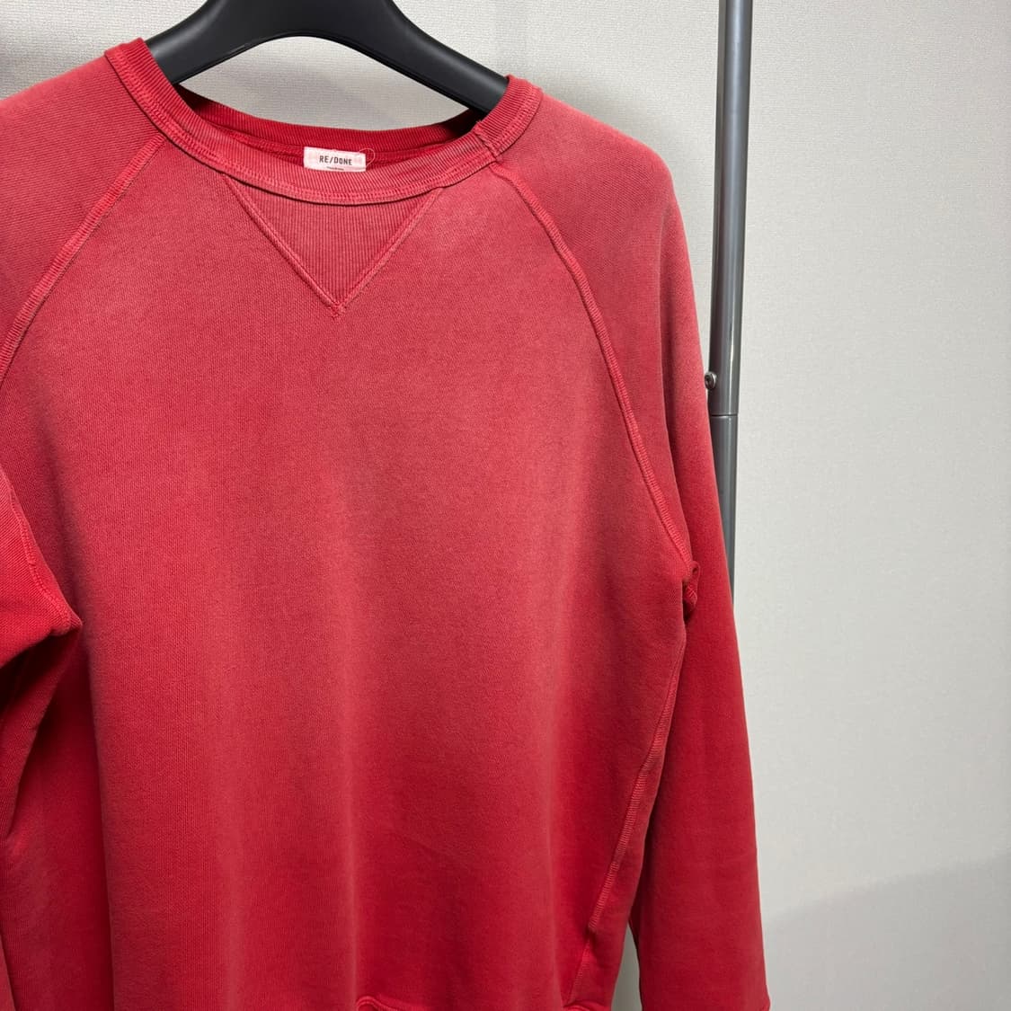 M) re/done 리던 워싱 스웻셔츠 레드 맨투맨 상품이미지2