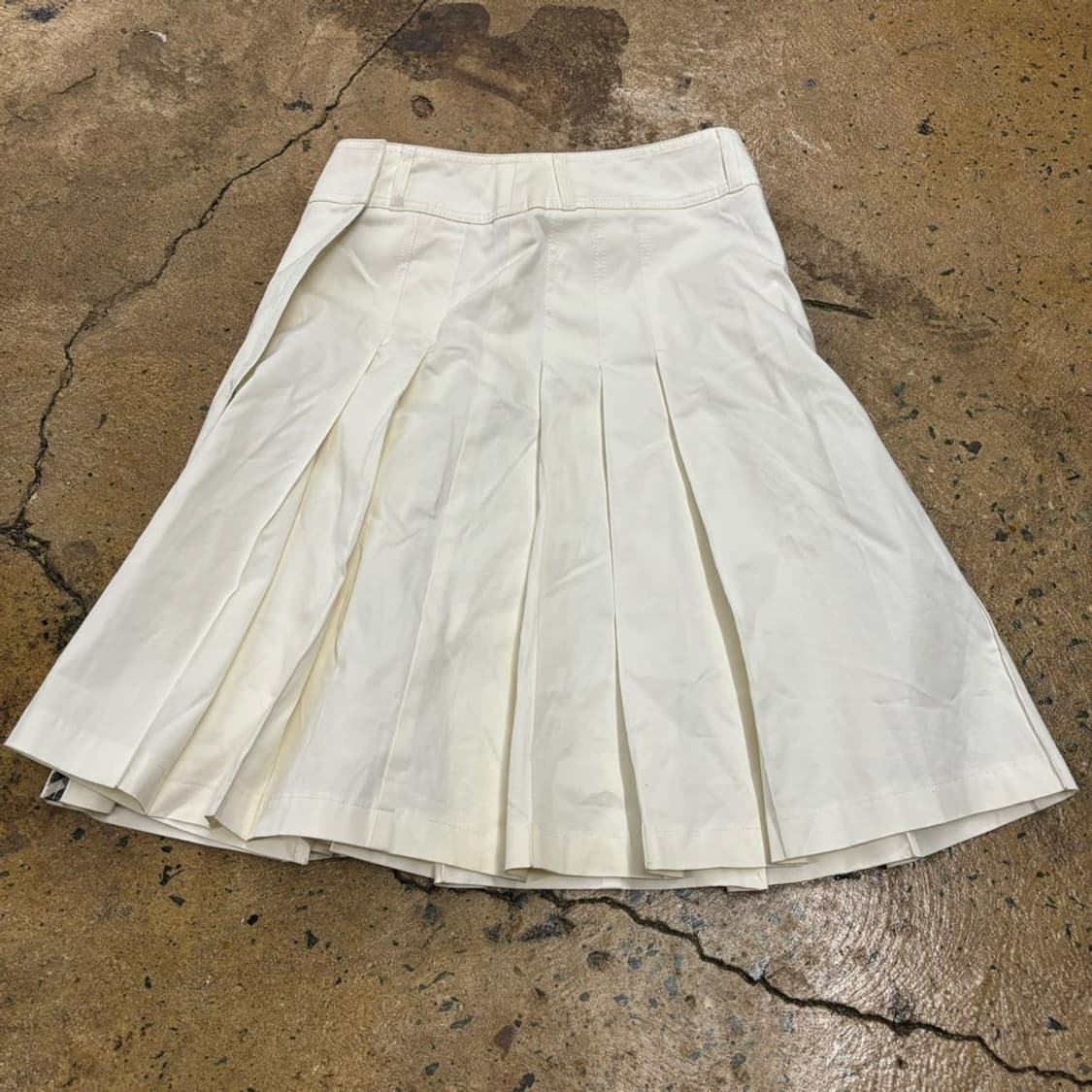 [정품/38] 버버리 화이트 플리츠 미디 스커트 상품이미지3