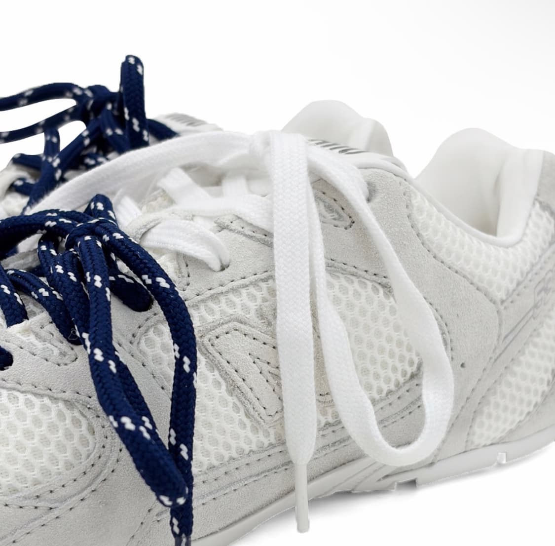 [37.5] 뉴발란스 x 미우미우 530 여성 스웨이드 스니커즈 화이트 상품이미지7