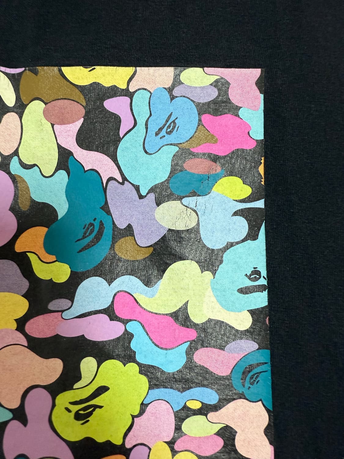 베이프 90‘s 캔디 카모 티셔츠 상품이미지3