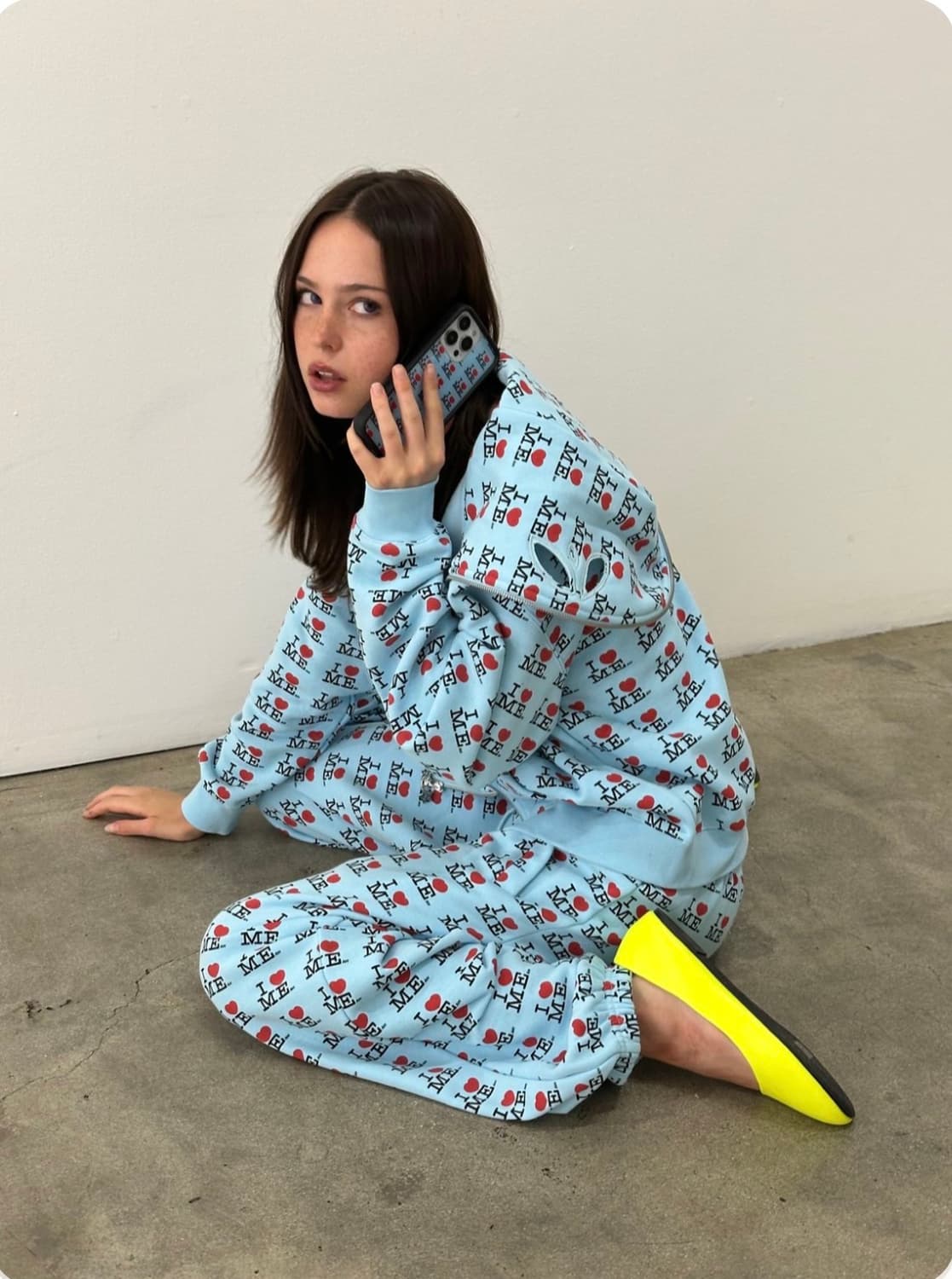 애슐리윌리엄스 I HEART ME BUTTERFLY HOODIE BLUE 상품이미지1