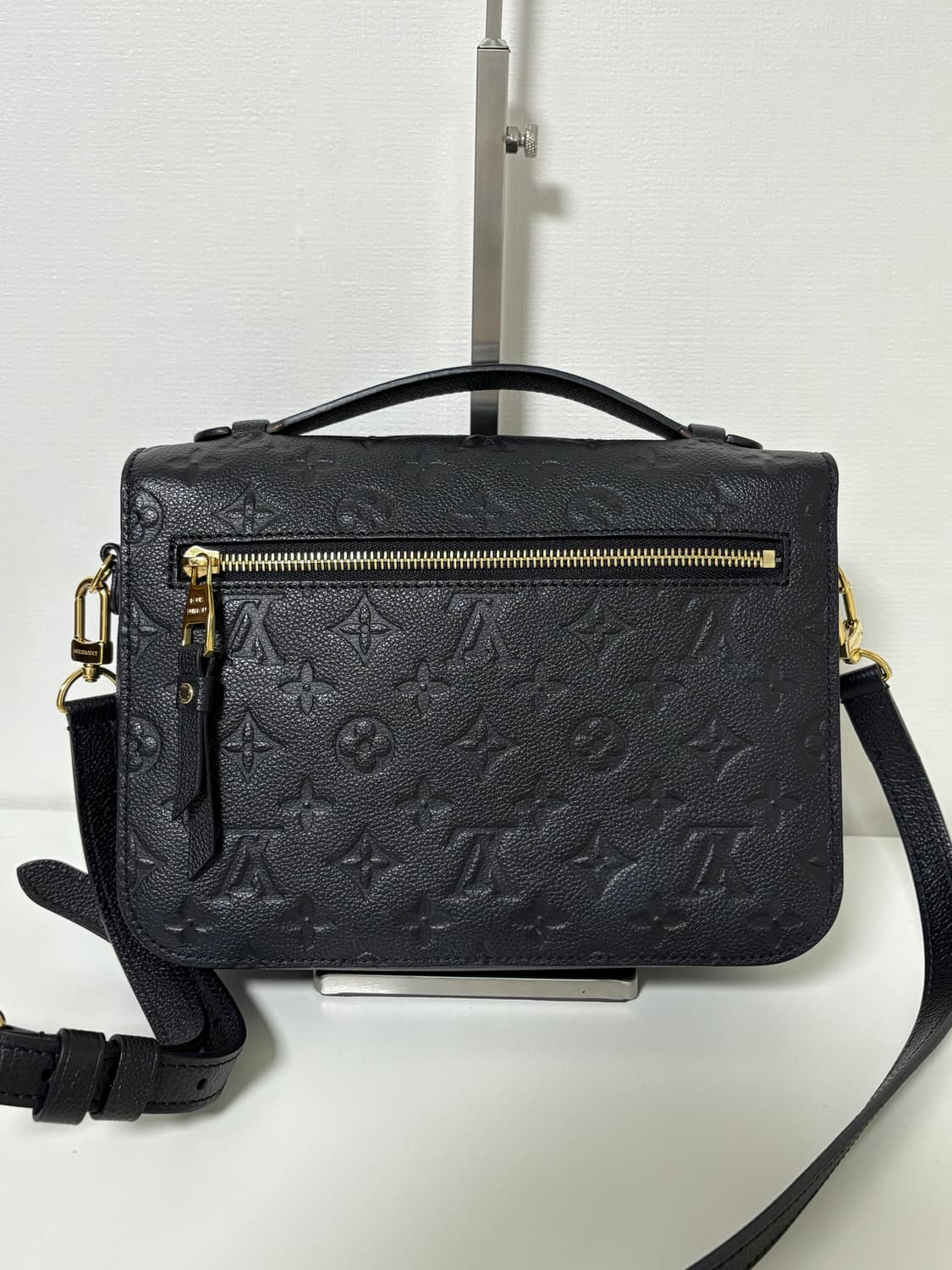 루이비통 포쉐트메티스 앙프레뜨 크로스백 상품이미지3