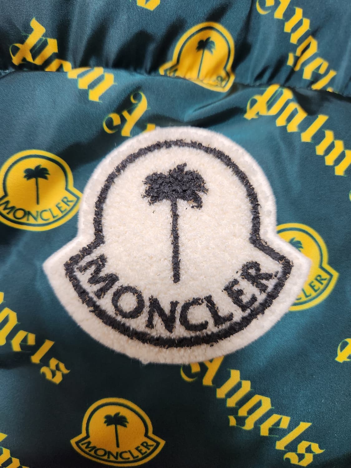 몽클레어 팜엔젤스 톰슨 패딩 상품이미지3