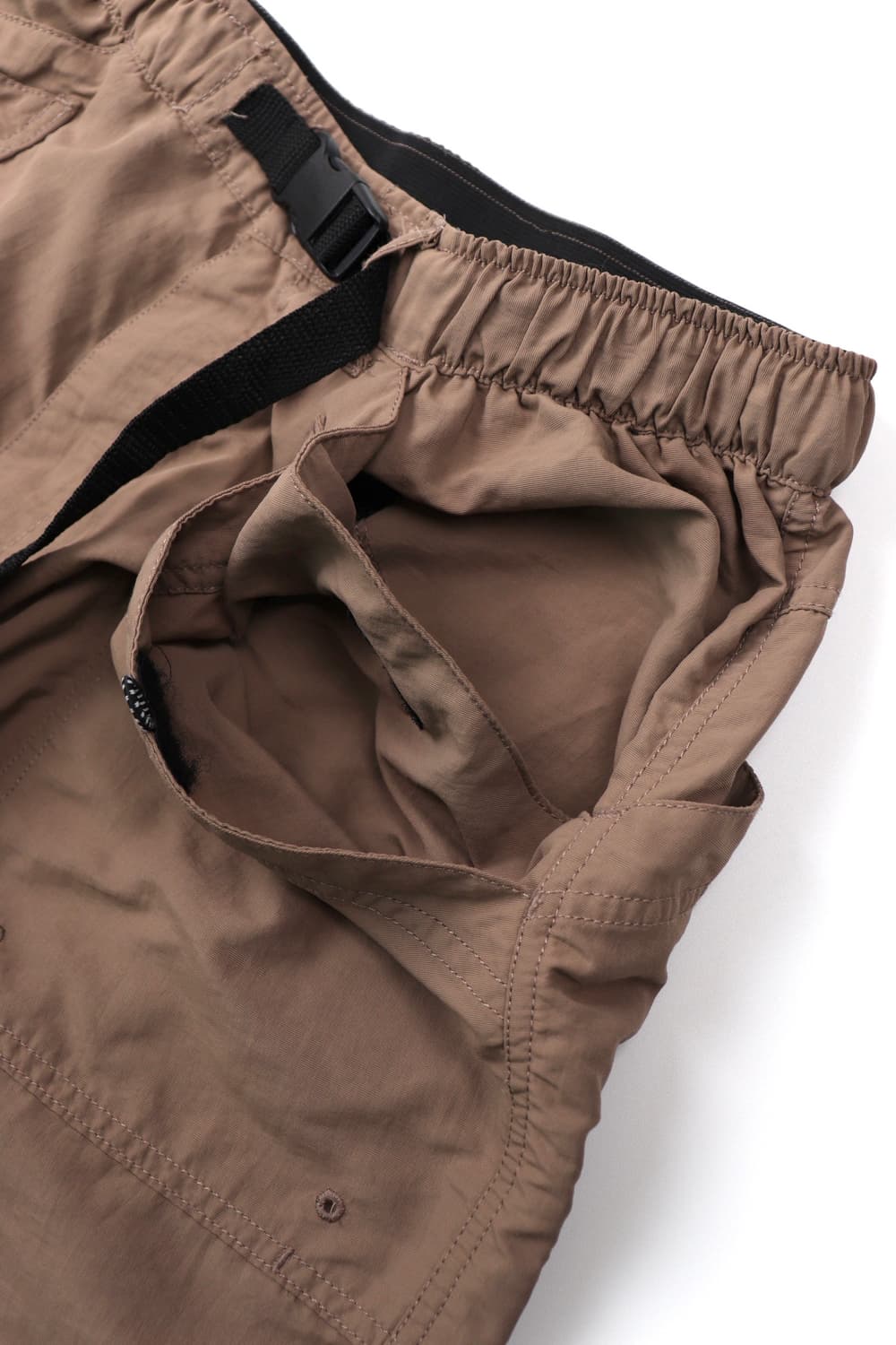 제리 NYLON EASY SHORTS BEIGE 상품이미지4