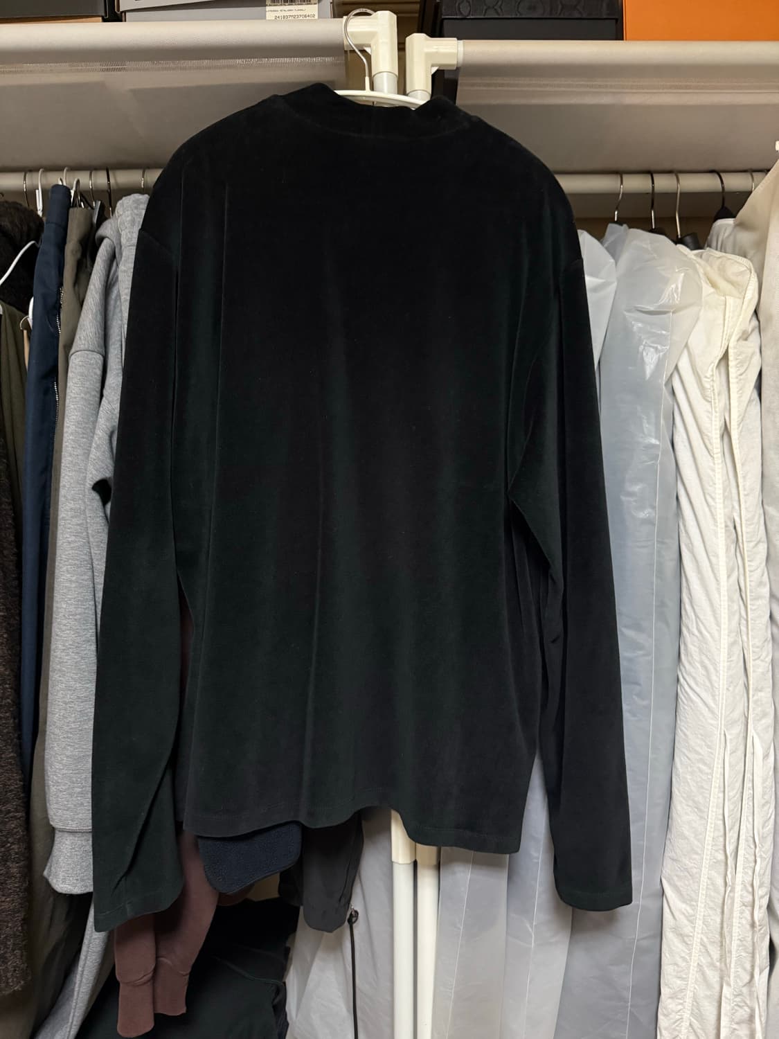 아모멘토 벨벳 티셔츠 상품이미지2