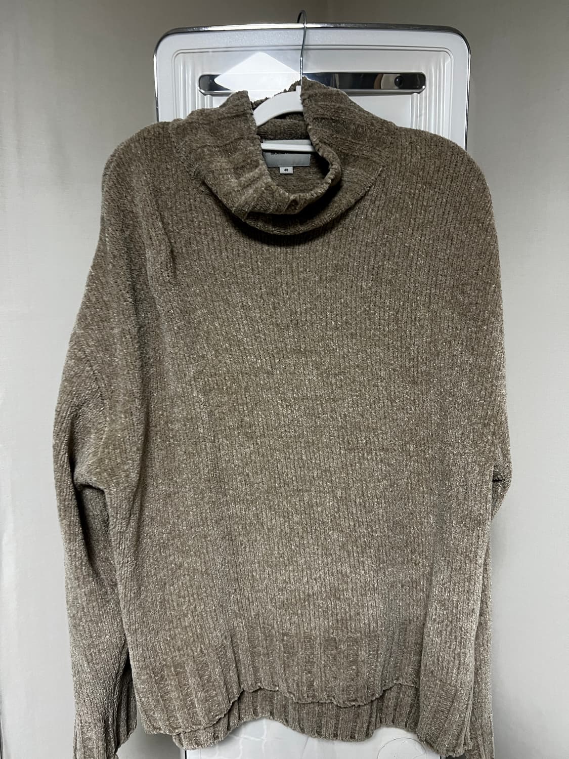 솔리드옴므 목폴라 절개니트 상품이미지2