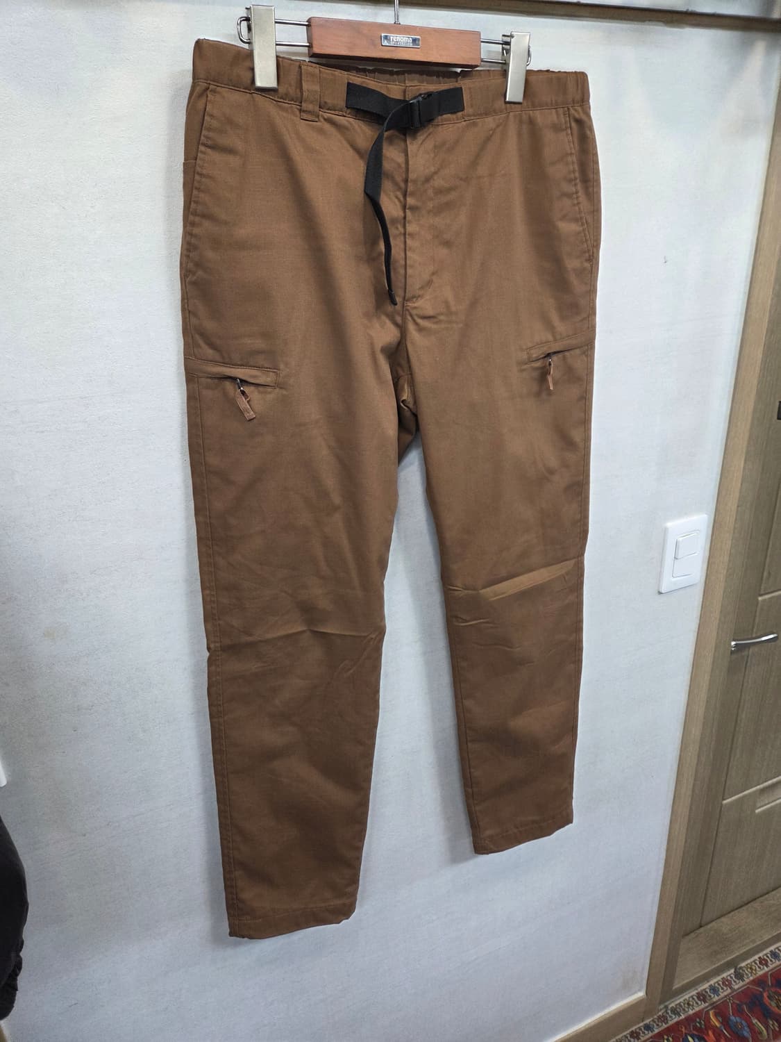 유니클로 벨티드 방풍 안감기모 팬츠 m 상품이미지4