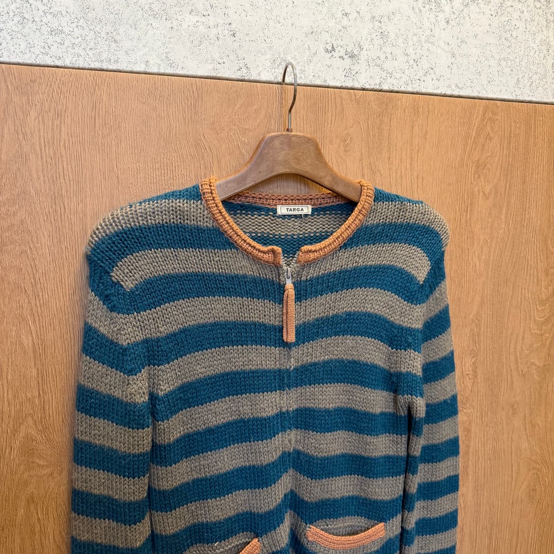 빈티지 라운드넥 스트라이프 니트 집업 가디건 레귤러핏 블루 그레이 상품이미지3