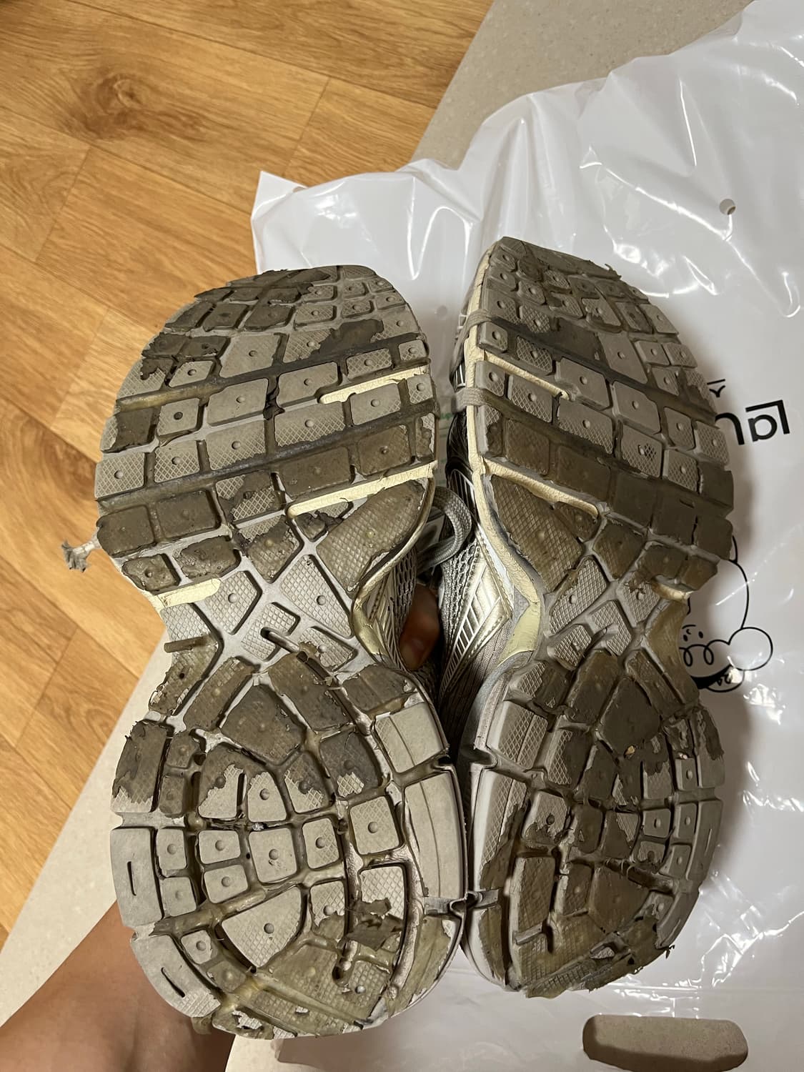 발렌시아가 3xl 에그쉘 42 상품이미지4