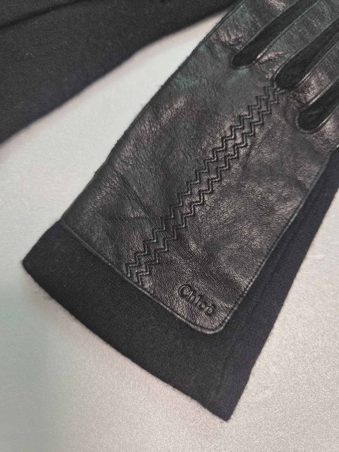 끌로에 램스킨 모직 여성 장갑 상품이미지4