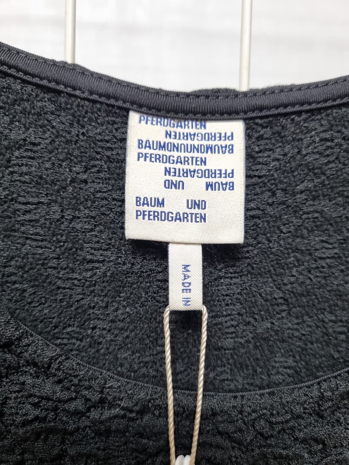 (새상품) 바움 운드 페르드가르텐 블랙 원피스 S 상품이미지4