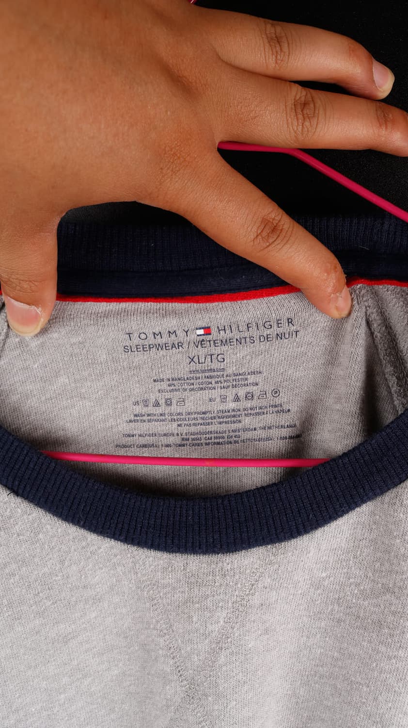 타미힐피거 스펠링 로고 맨투맨 상품이미지2