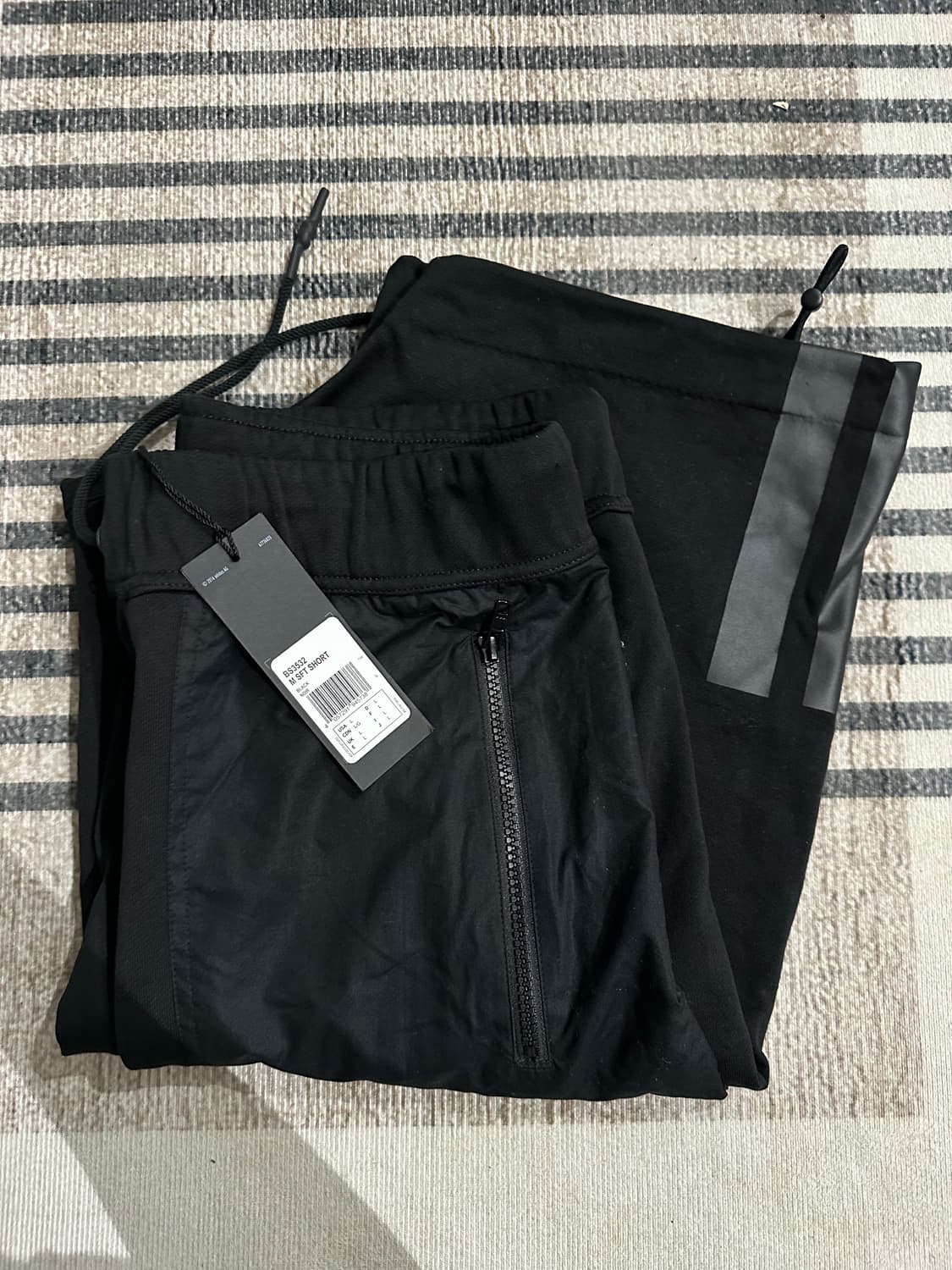 Y-3 M 반바지 블랙 M 새상품 상품이미지3