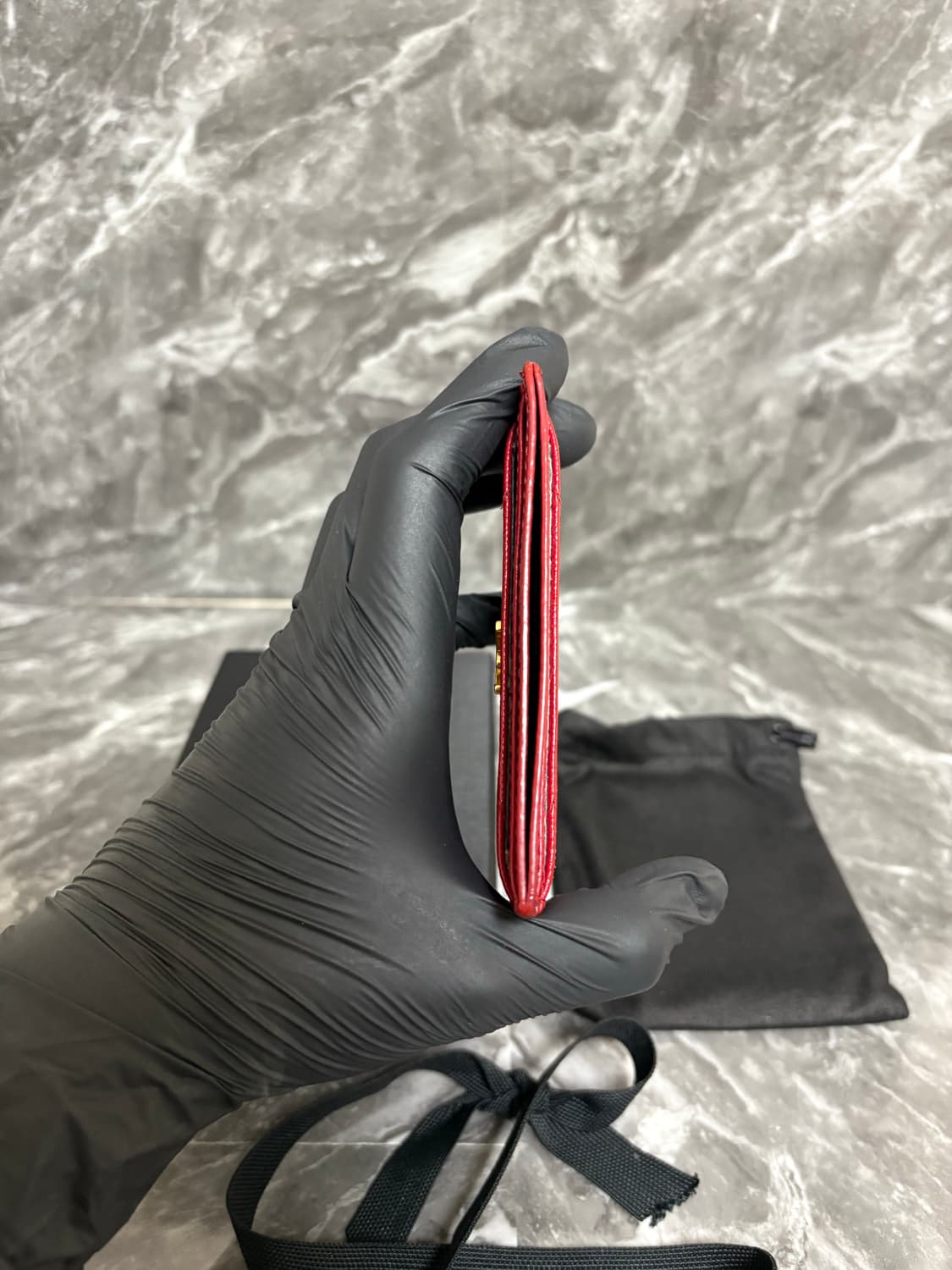 입생로랑 그랑 드 뿌드르 마틀라세 카드지갑 상품이미지5