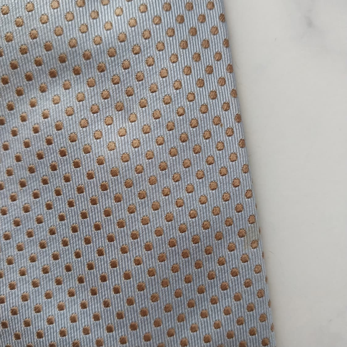 던힐 스카이블루 도트 패턴 넥타이 9.2cm A~B등급 K2425
 상품이미지9