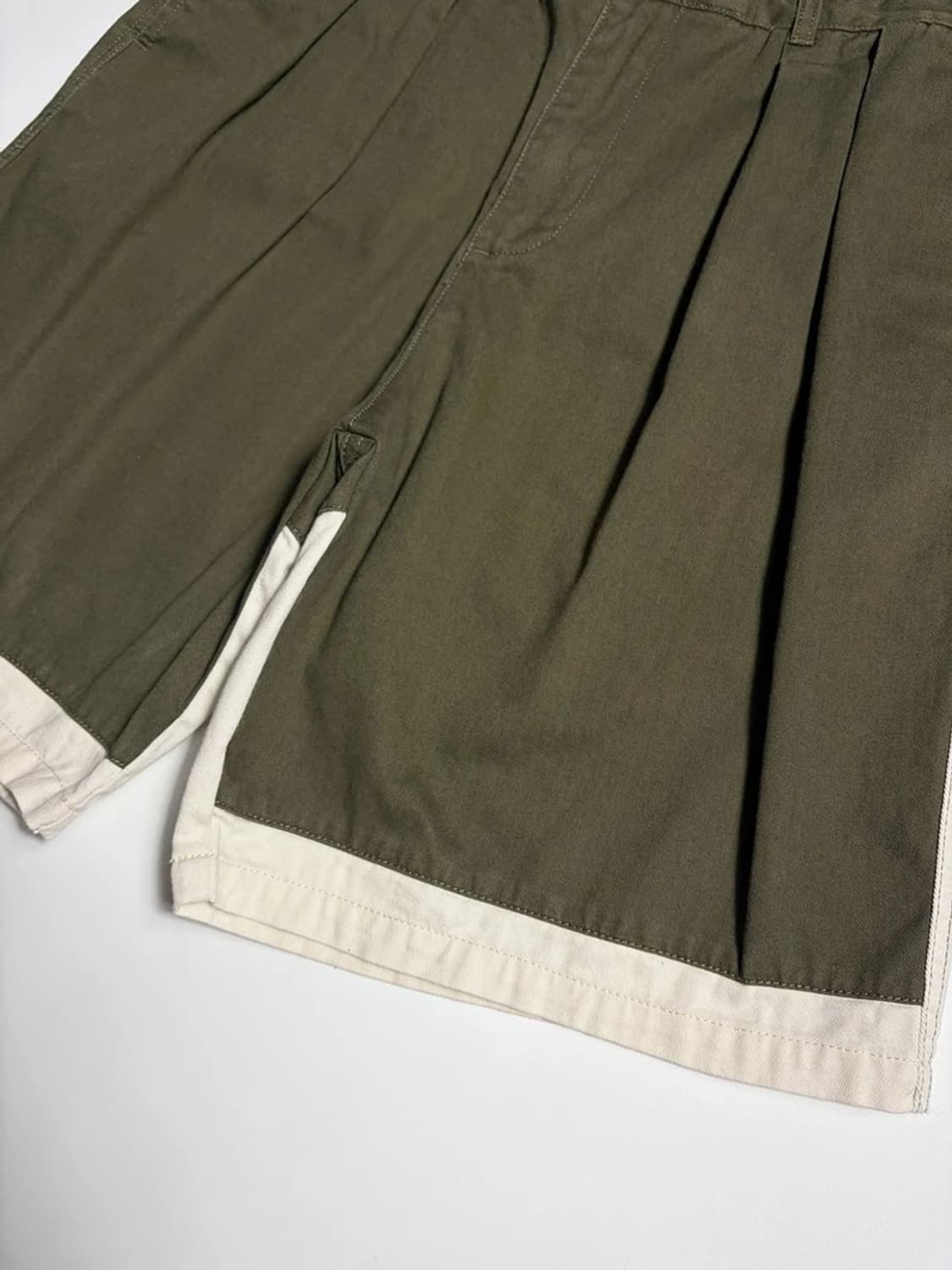 카브엠트 투턱 스플릿 컬러 치노 반바지 R1678 상품이미지4