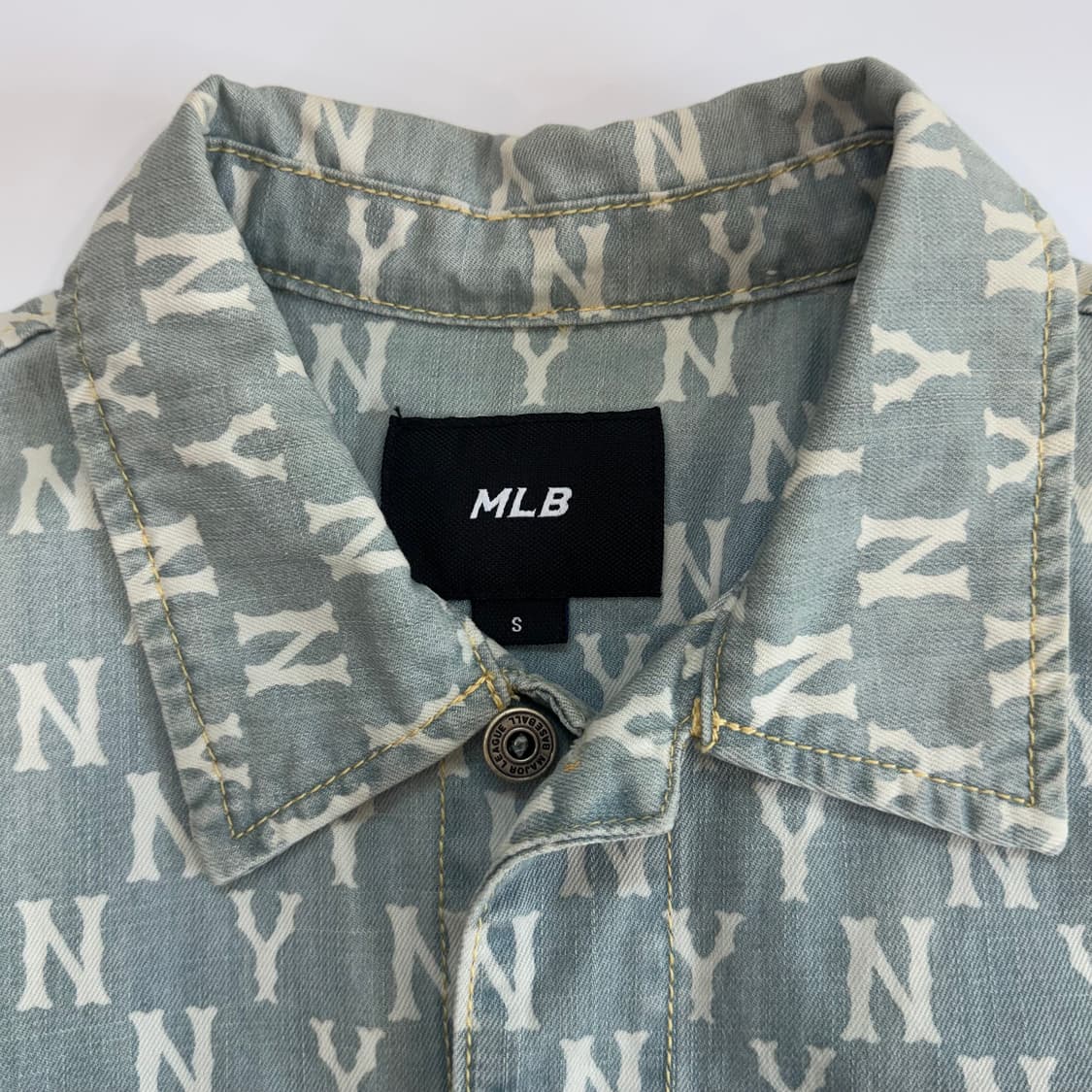 MLB 엠엘비 데님 모노그램 반팔 셔츠  상품이미지5