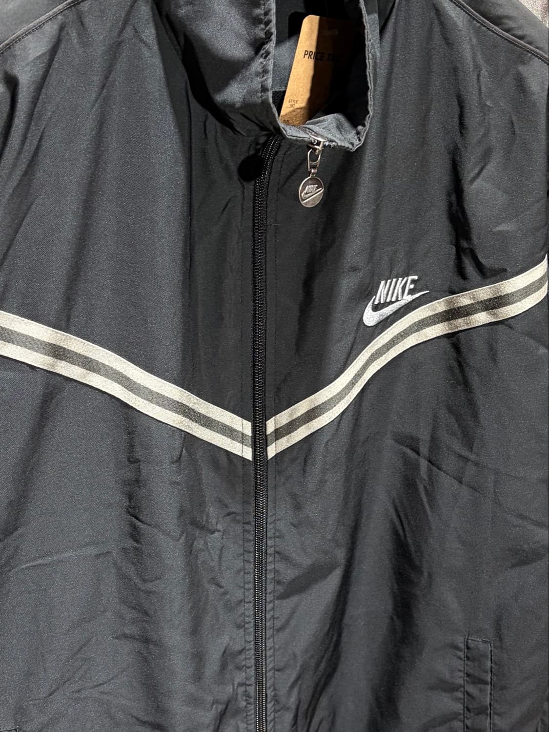 XXL 나이키 NIKE 스우시 사선라인 차콜 나일론 자켓 상품이미지4
