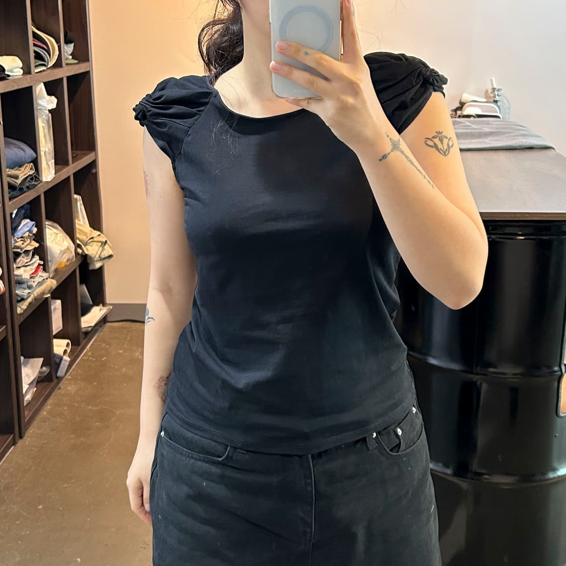 블랙 퍼프 셔링 top 상품이미지4