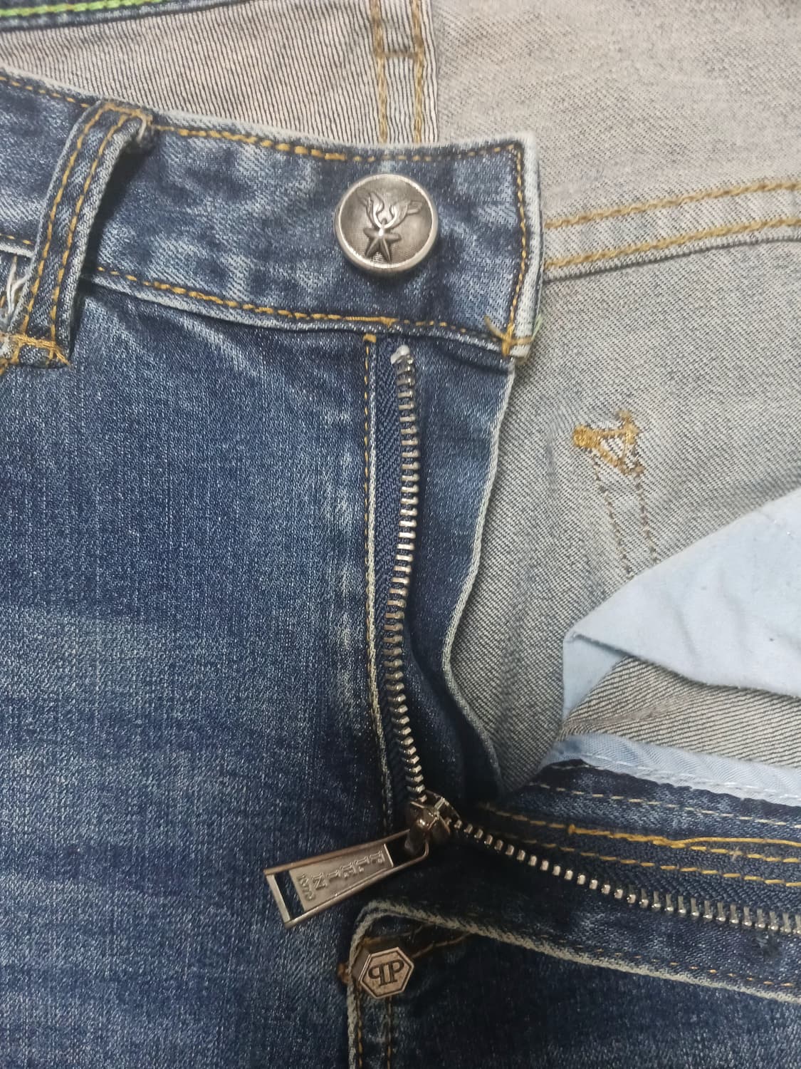 [32] 필립플레인 데미지 형광 스트레이트진 청바지 상품이미지6