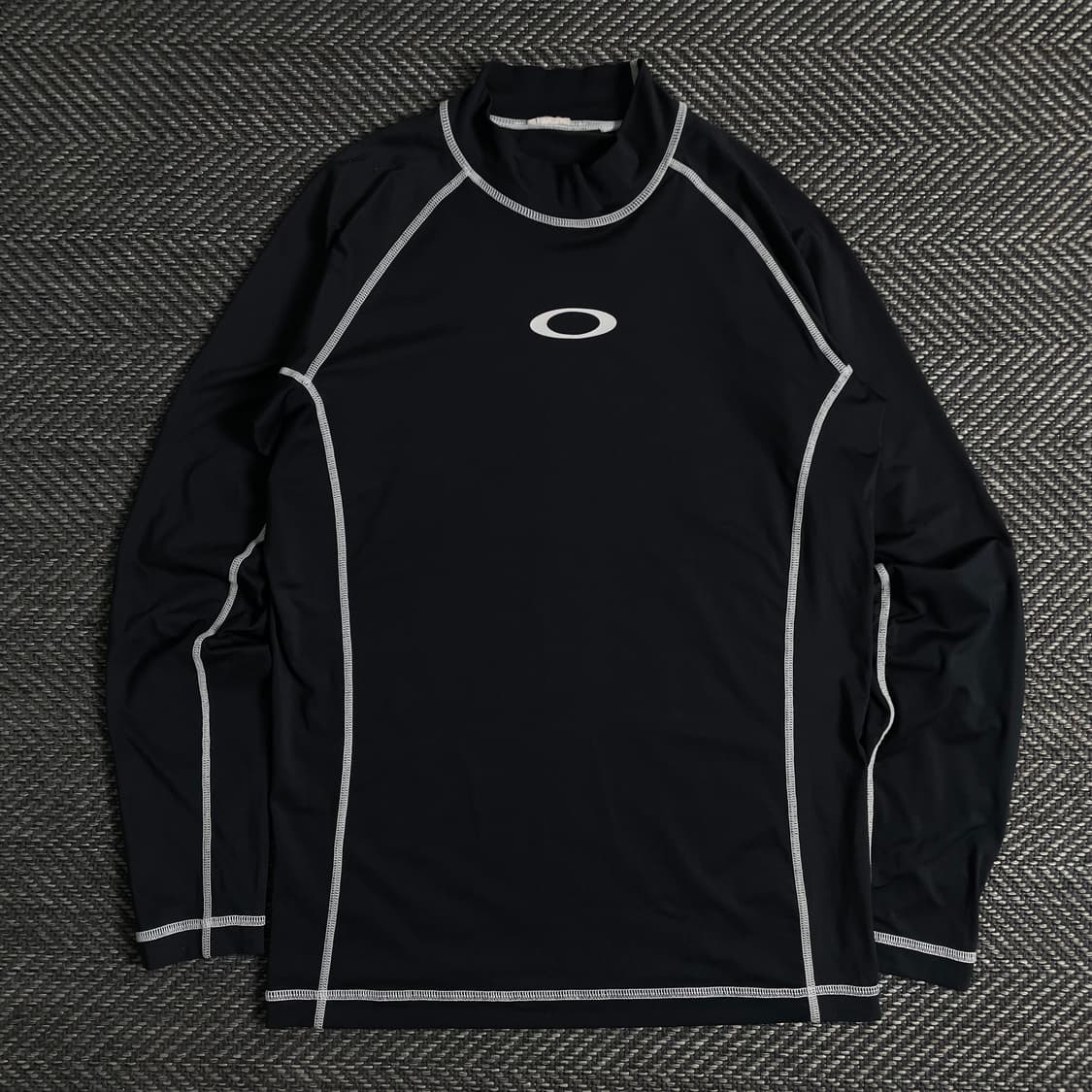 오클리 아이콘 로고 아웃 스티치 트레이닝탑 y 3209 상품이미지2