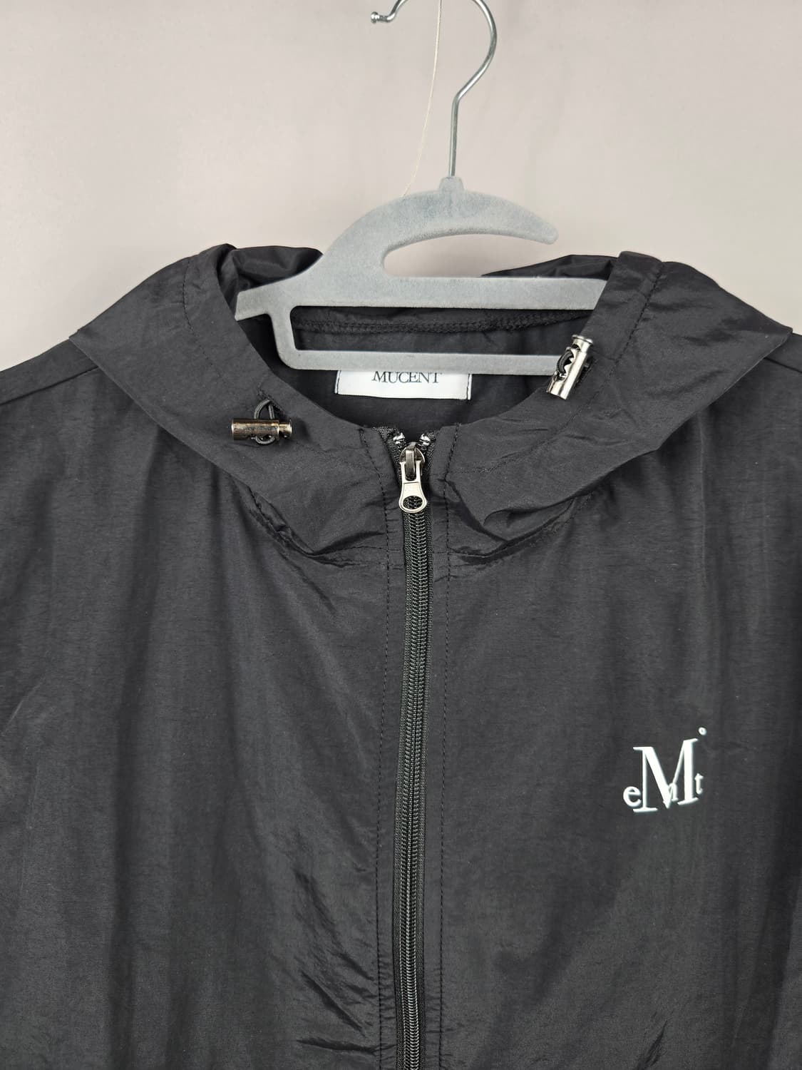 [무료배송]무센트 F 공용 테크 나일론 후드 베스트 아노락 조끼 상품이미지4