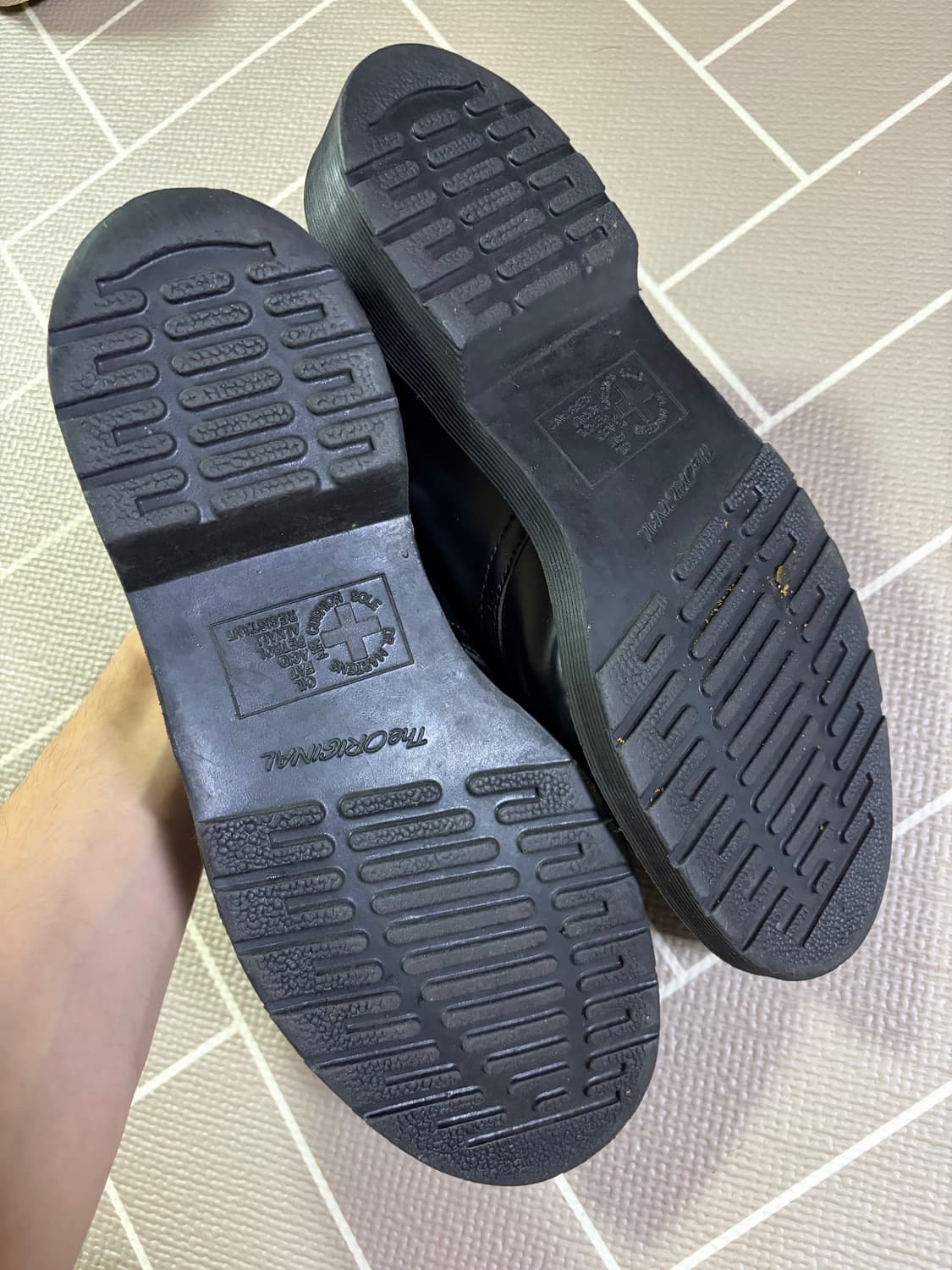 닥터마틴 1461 모노 42 상품이미지3