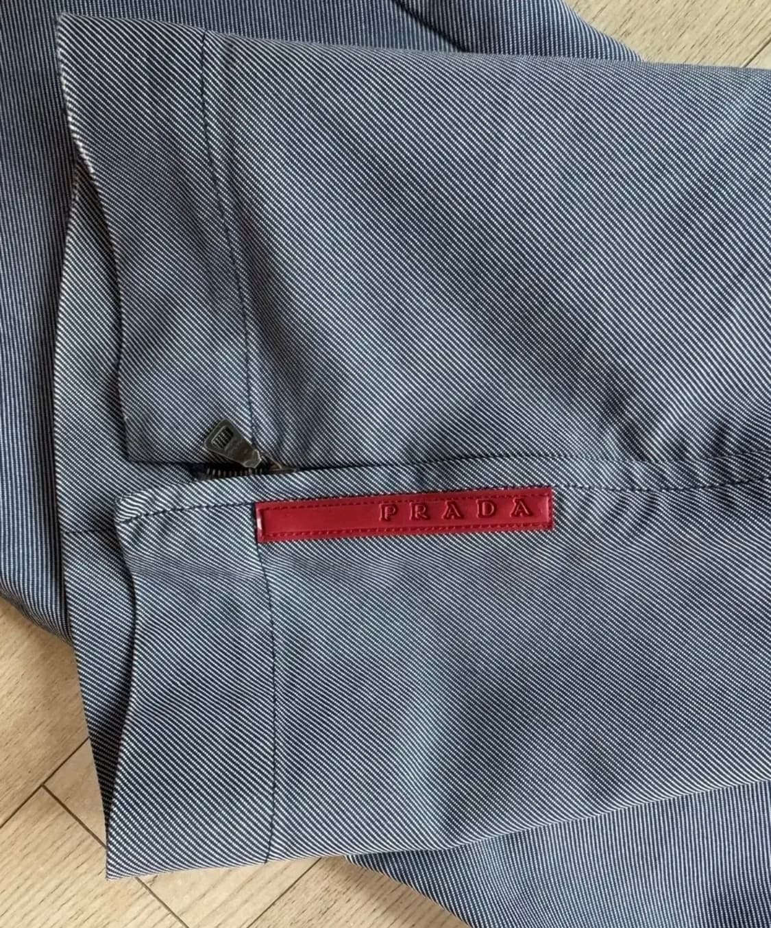 Prada 세미 부츠컷 지퍼 바지 상품이미지5