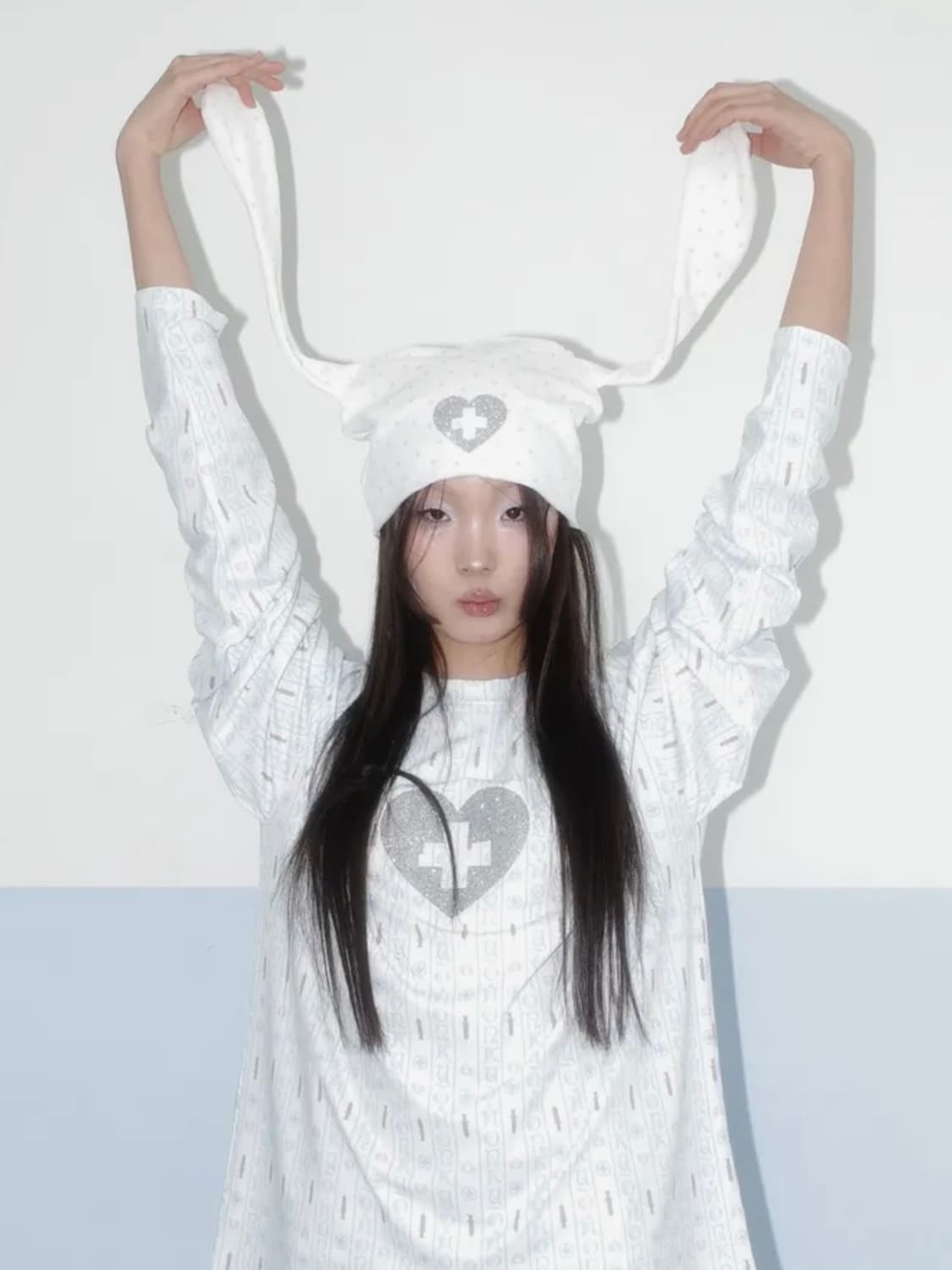 혼쿄 Over Long Sleeve Top- Hospitality 상품이미지3