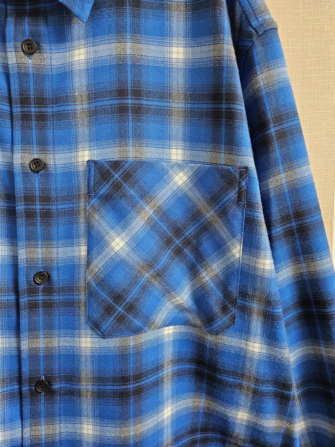 COS 릴랙스드핏 울 블렌드 블루 체크셔츠 L 상품이미지5