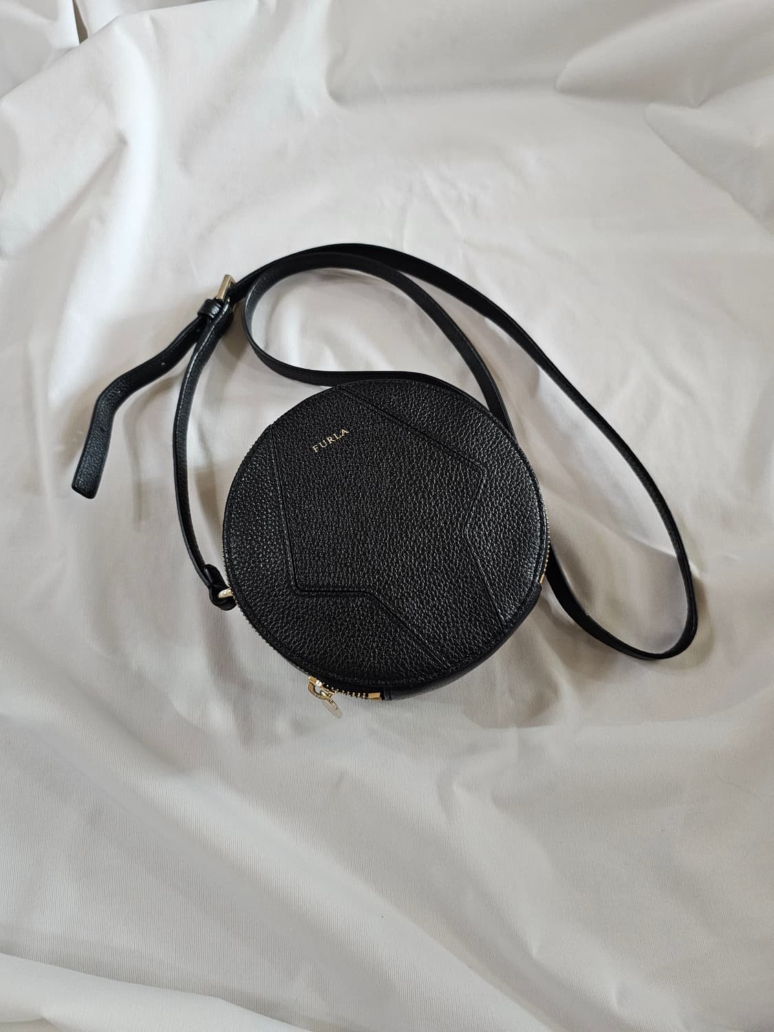 FURLA 훌라 블랙 레더 라운드 미니 크로스백 크로스바디 백 가방 상품이미지6