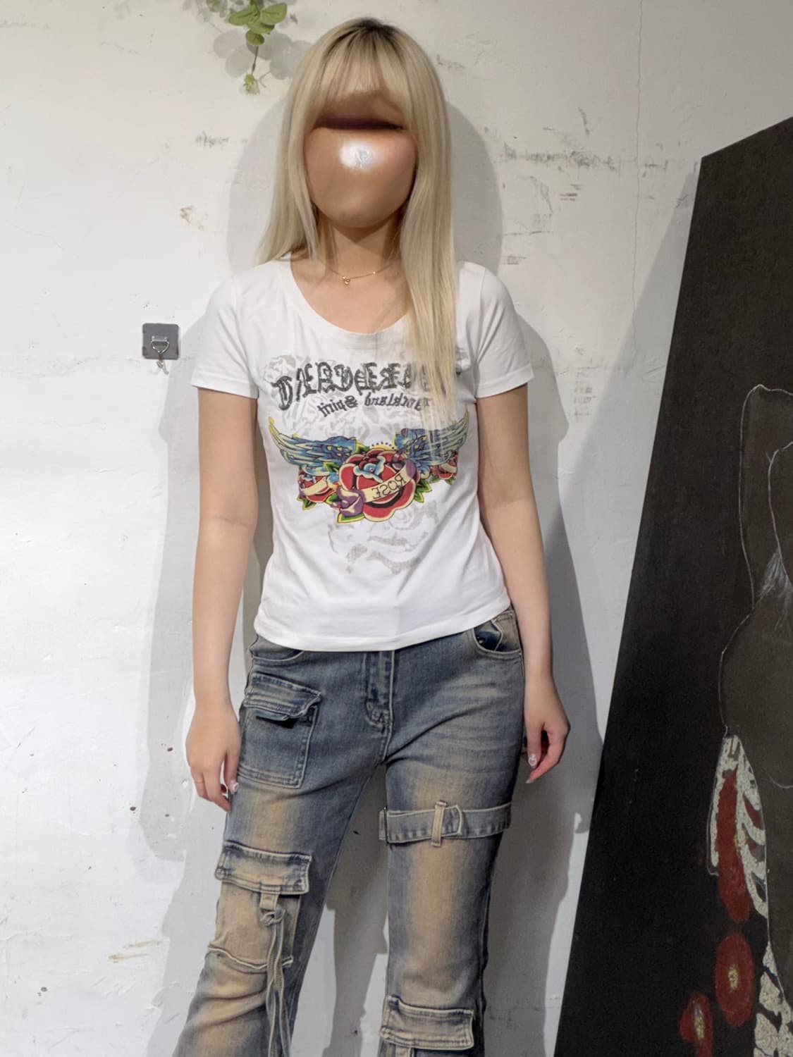 알마니 딱붙핏 y2k 화이트 프린팅 반팔 티셔츠 S 상품이미지1