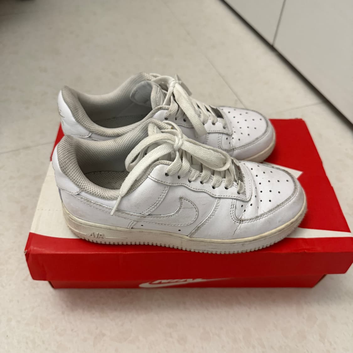 나이키 에어포스 상품이미지2