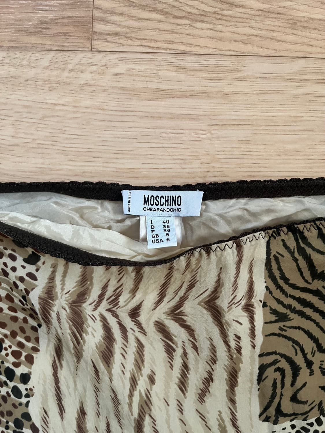 모스키노 빈티지 스커트 M (20일까지 구매가능함) 상품이미지6