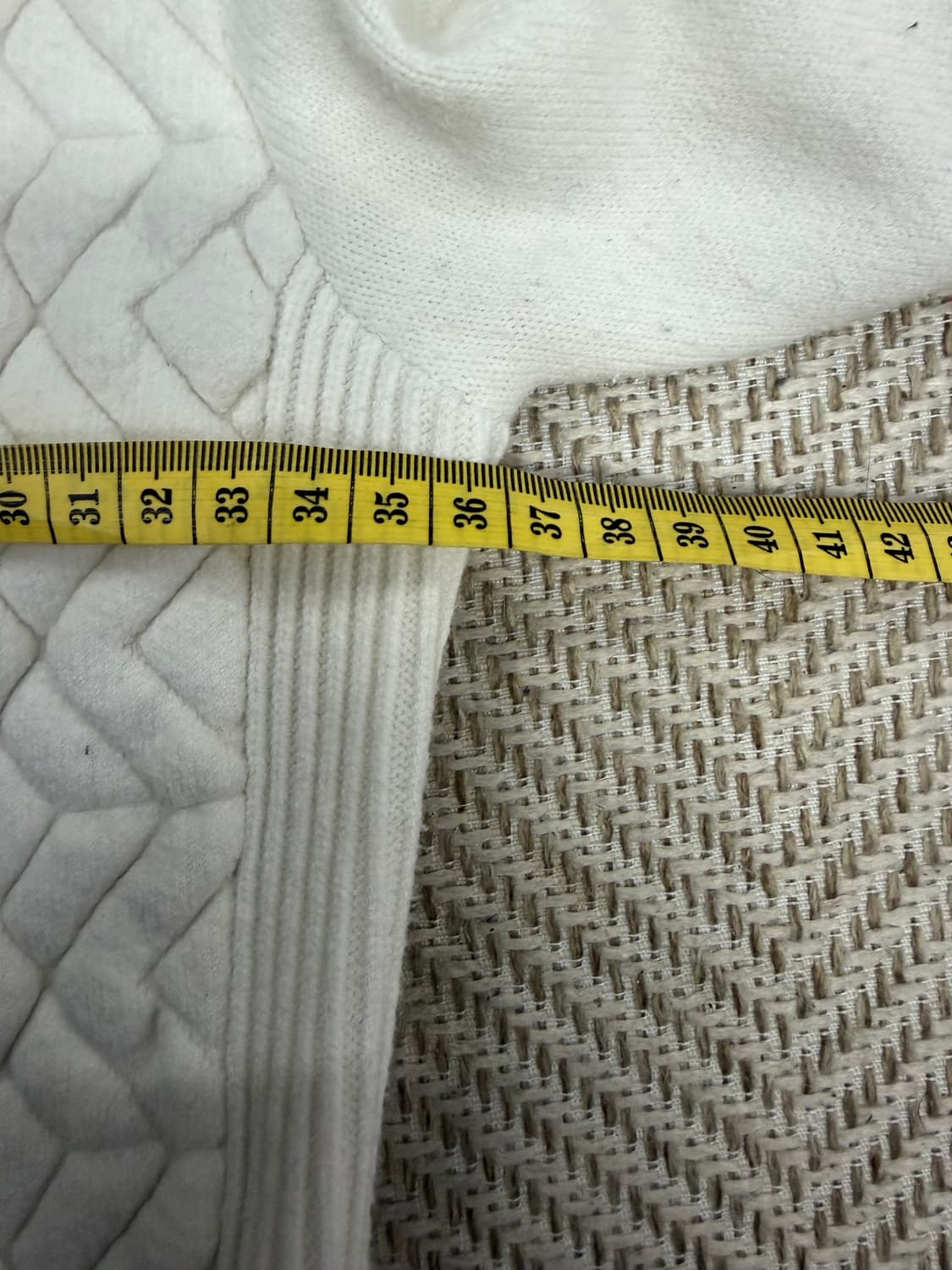 정품) PXG 여성 화이트 퀄팅 니트 탑 XS 상품이미지9