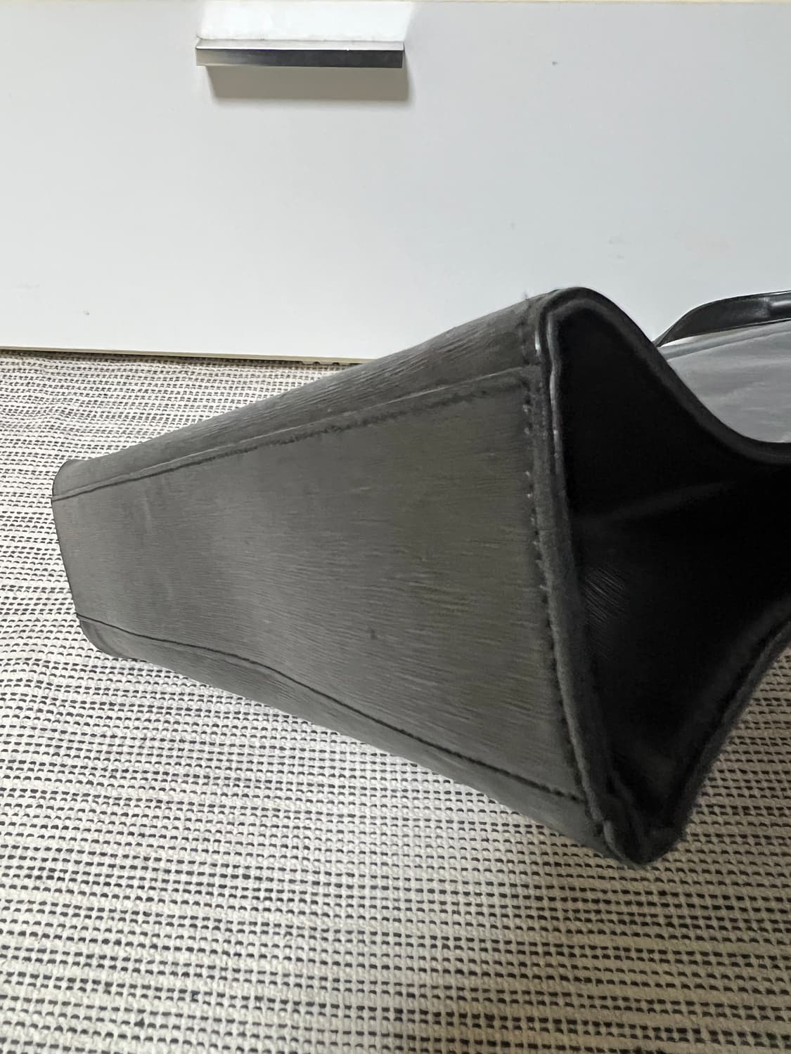 질스튜어트 뉴욕 마티아스 블랙 토트백 상품이미지5