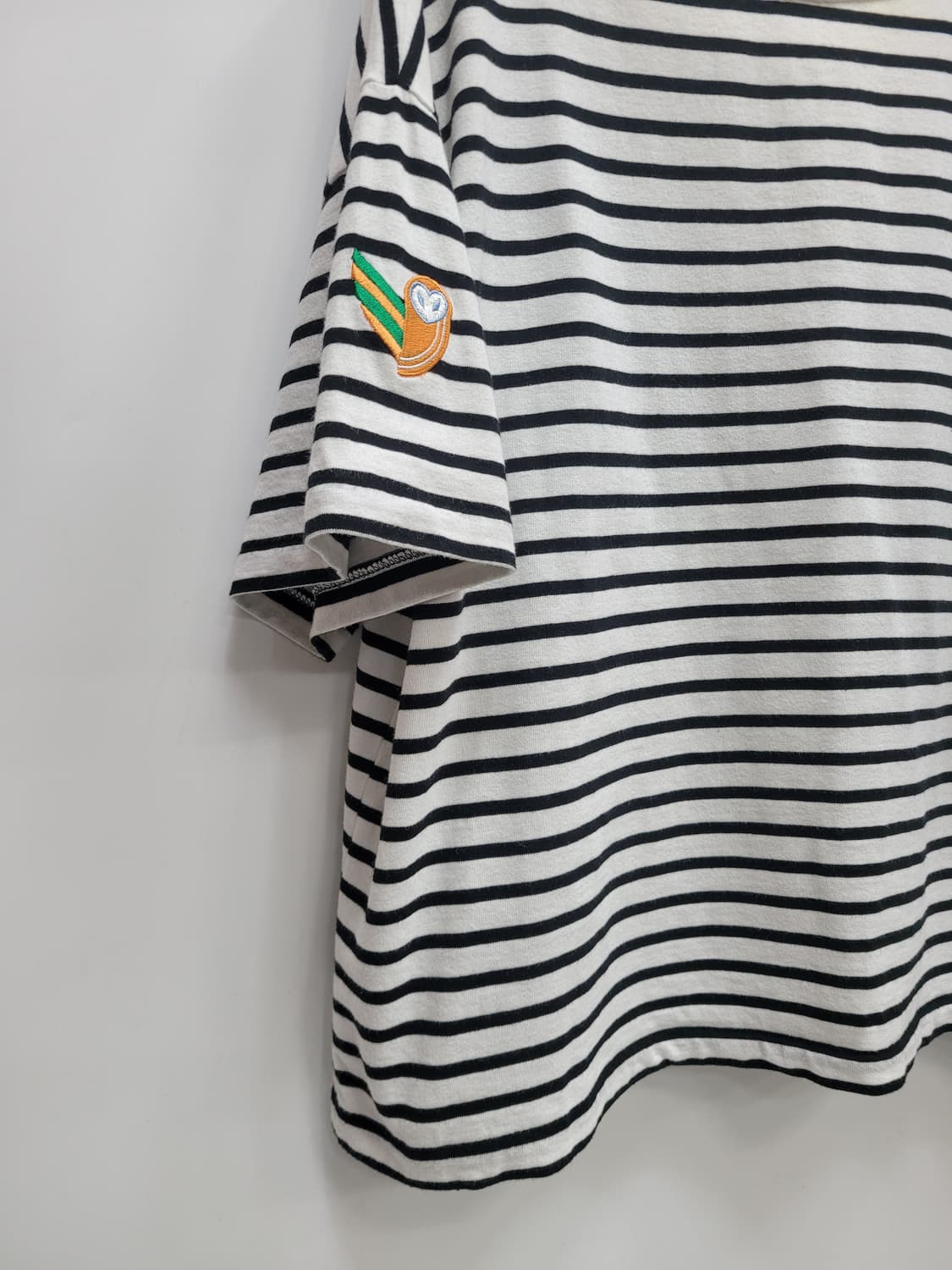 LUCKY CHOUETTE 20SS 럭키슈에뜨 보트넥 반팔티 / 여 F 상품이미지3