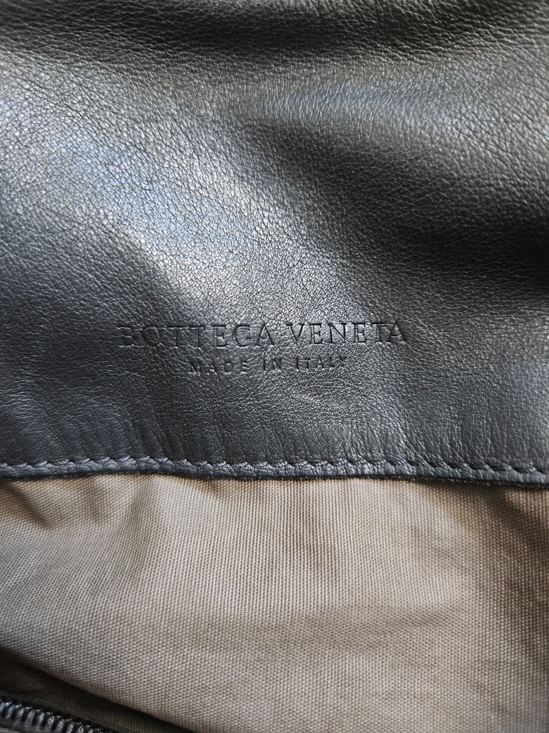 보테가베네타 양가죽 인트레치아토 버클 토트백 상품이미지5