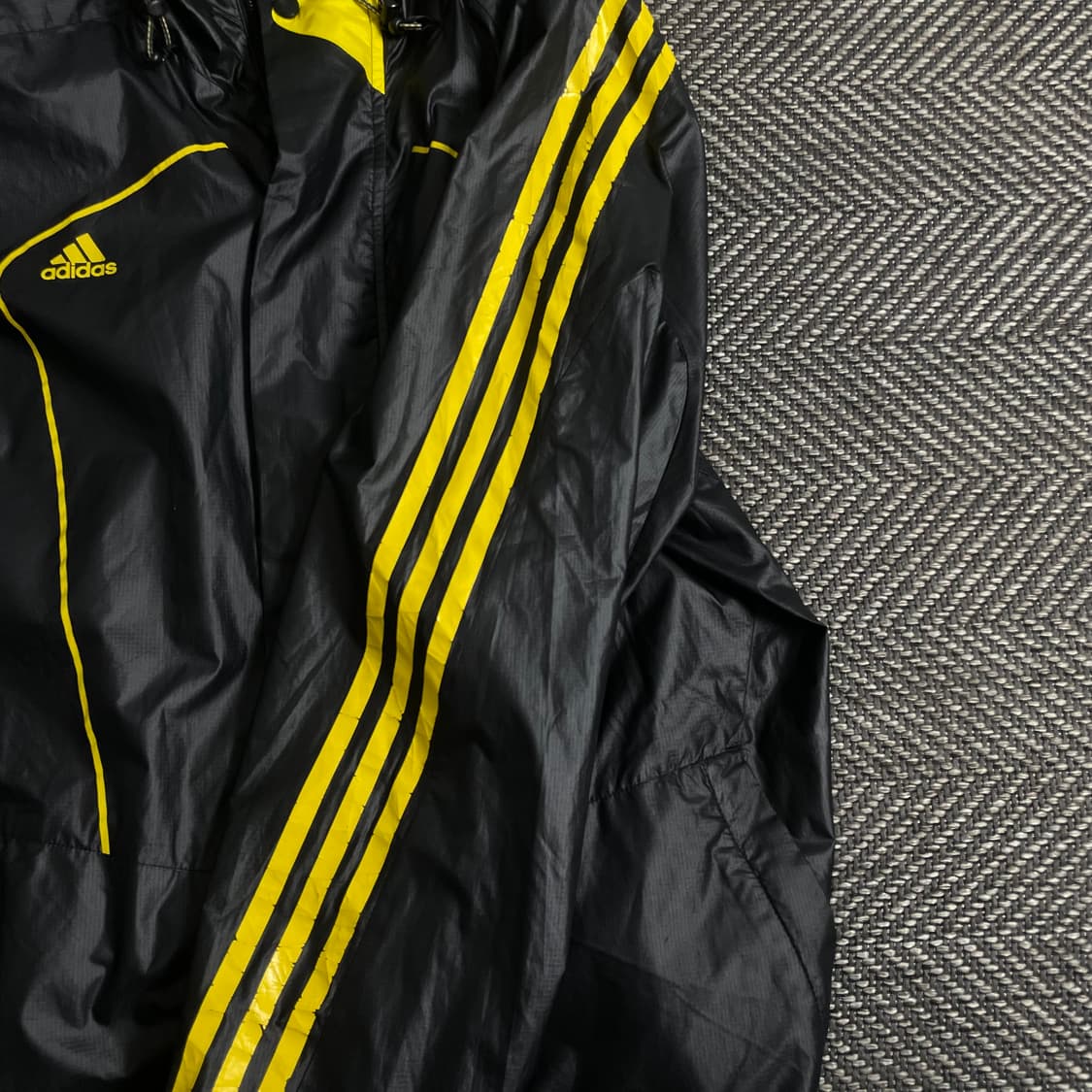 아디다스 F50 블랙 옐로우 우븐 바람막이 y 3844 상품이미지5