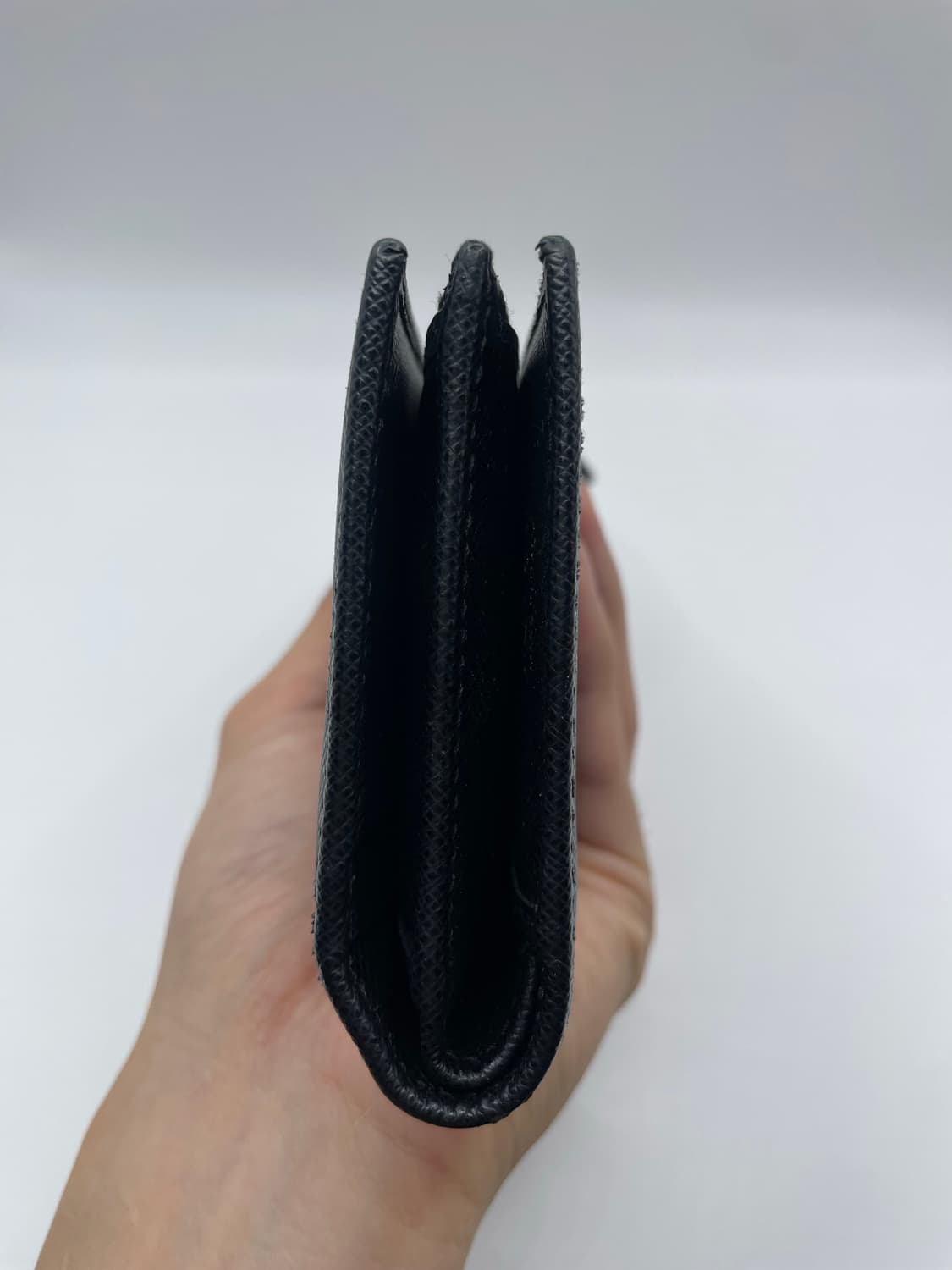 프라다 메탈 로고 사피아노 장지갑 1ML009 상품이미지4