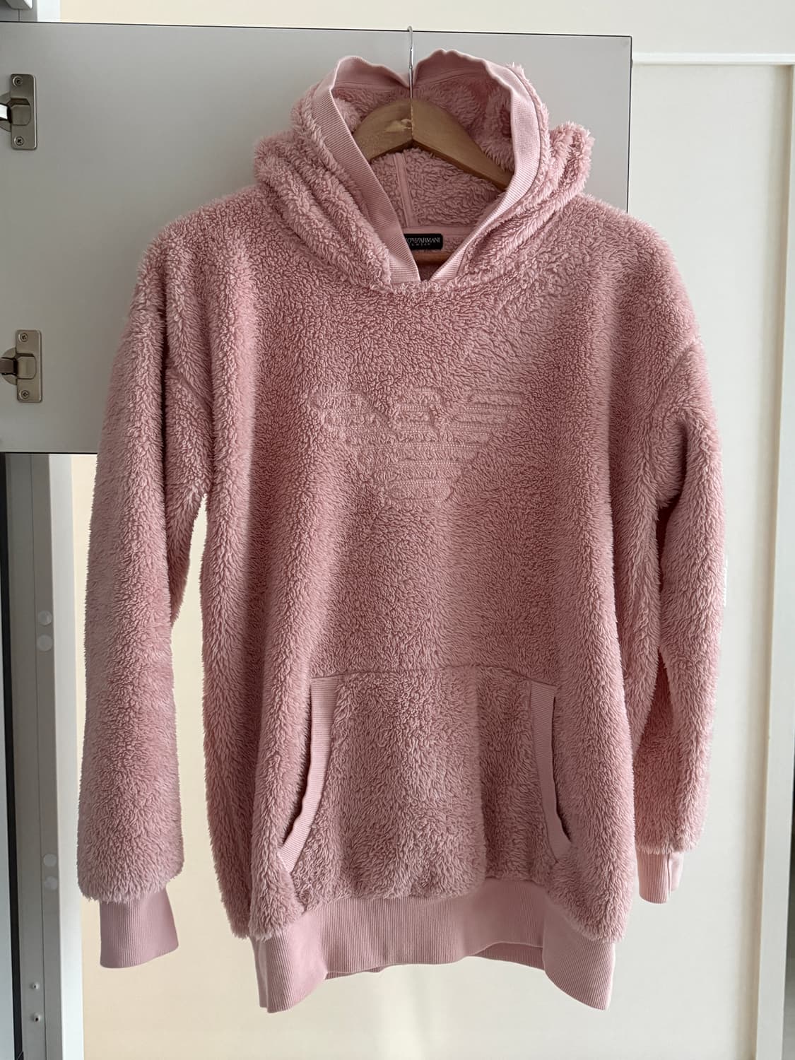 엠포리오 아르마니 뽀글이 후드 상품이미지2