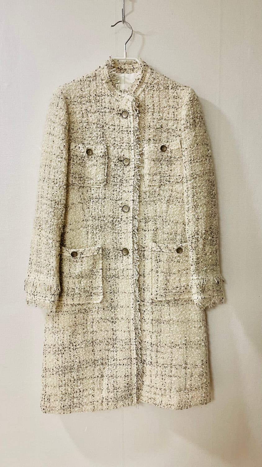 미샤 michaa 고급스러운 아이보리 트위드 롱 코트 150만원대 구매. 상품이미지1