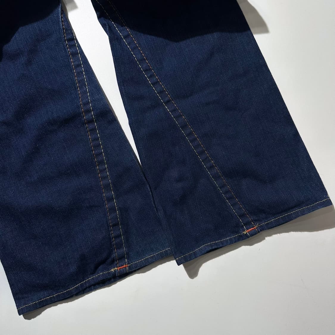 (새상품) 트루릴리전 JOEY 부츠컷 데님 팬츠 상품이미지7