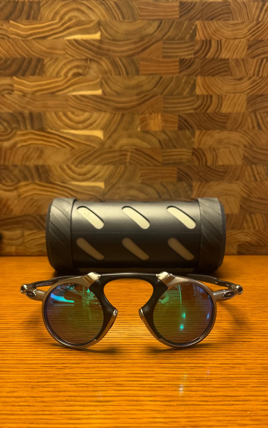 오클리 엑스메탈 매드맨 에메랄드 상품이미지5