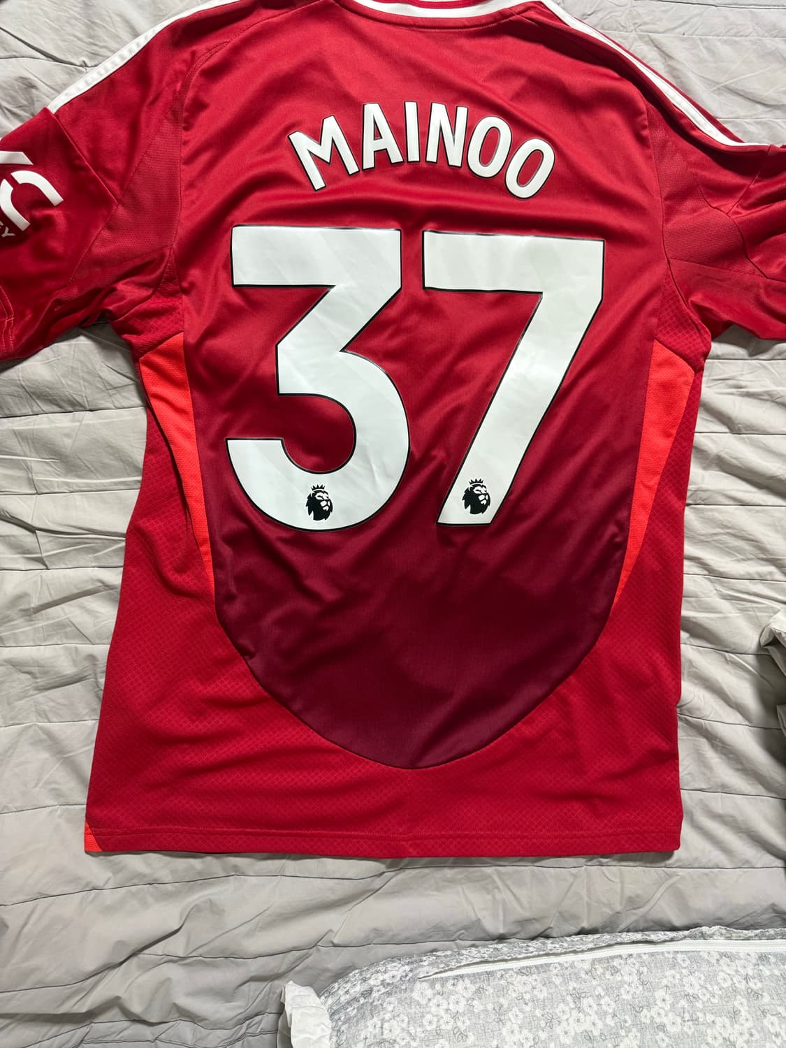 맨체스터 유나이티드 24/25 코비 마이누 유니폼 (M) 상품이미지1