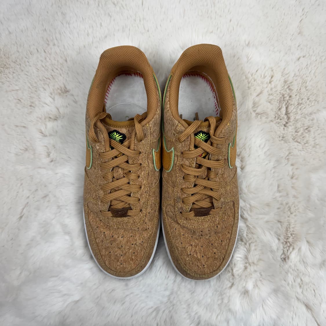 250) 나이키 에어 포스 1 '07 프리미엄 파인애플 코르크 상품이미지2