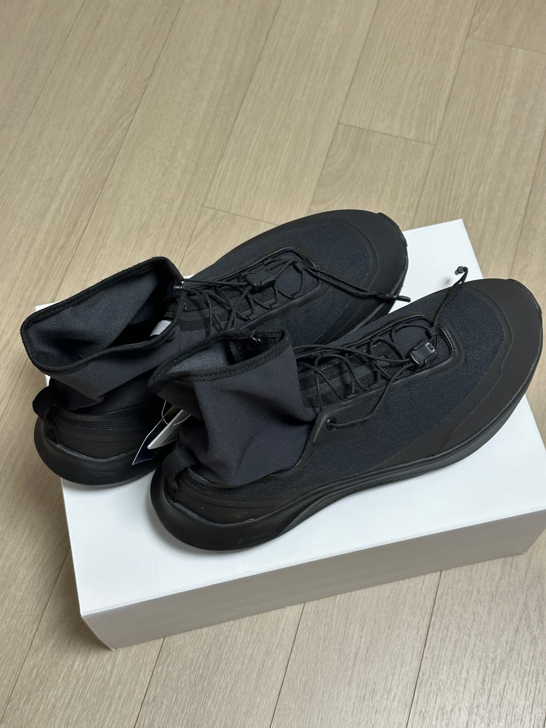 (270)데상트 유스 시프트 트레일 블랙 상품이미지2