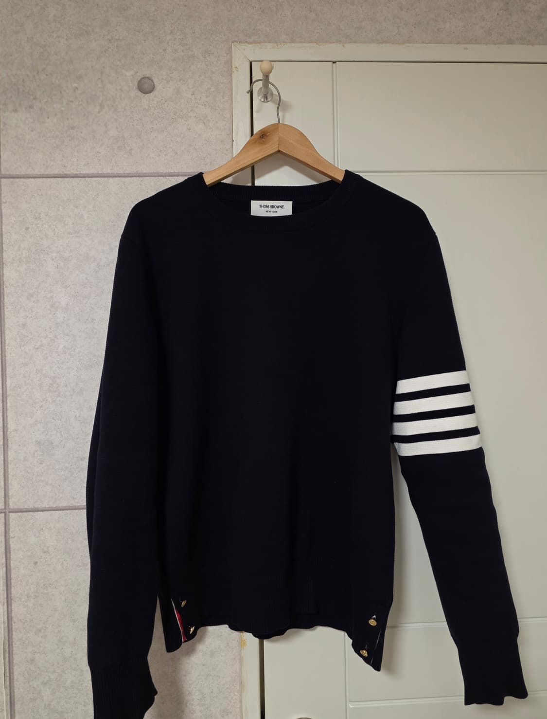 [4,새상품급]25ss 톰브라운 밀라노스티치 금장 니트 상품이미지1